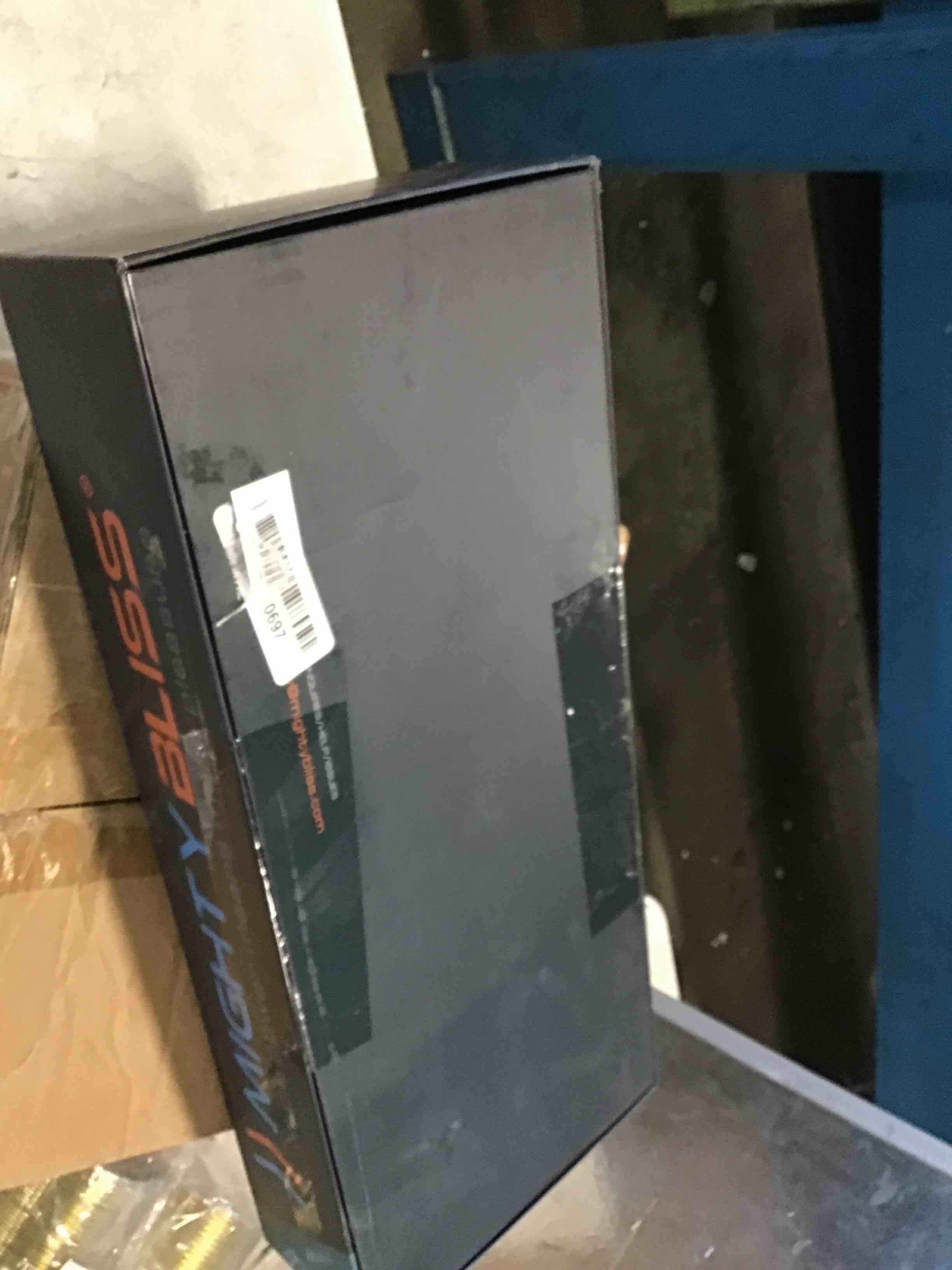 https://s3.amazonaws.com/lotting-images-prod/bidfta/PPE1609837_1734449732561.jpeg