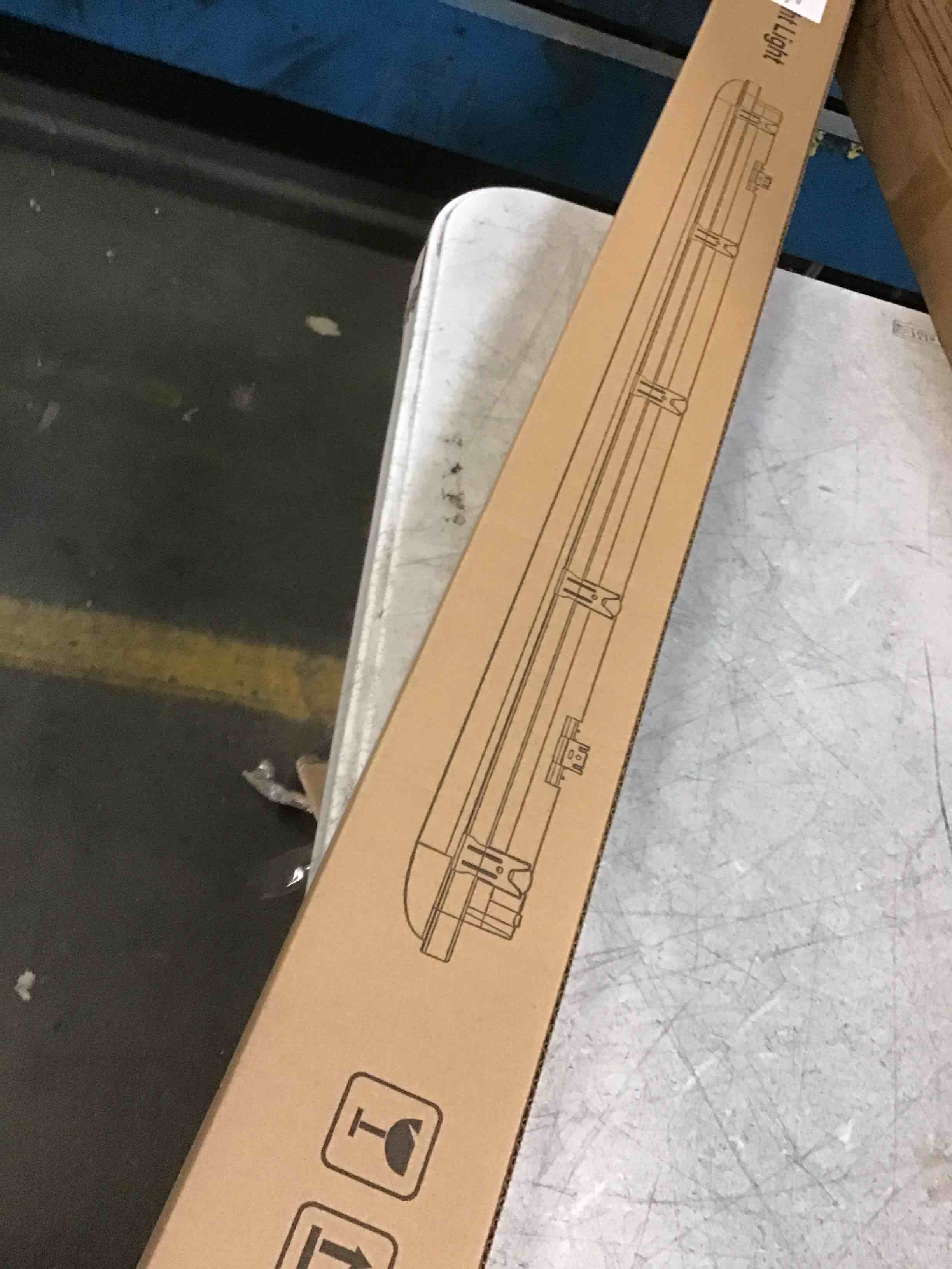 https://s3.amazonaws.com/lotting-images-prod/bidfta/PPE1610274_1734536239813.jpeg