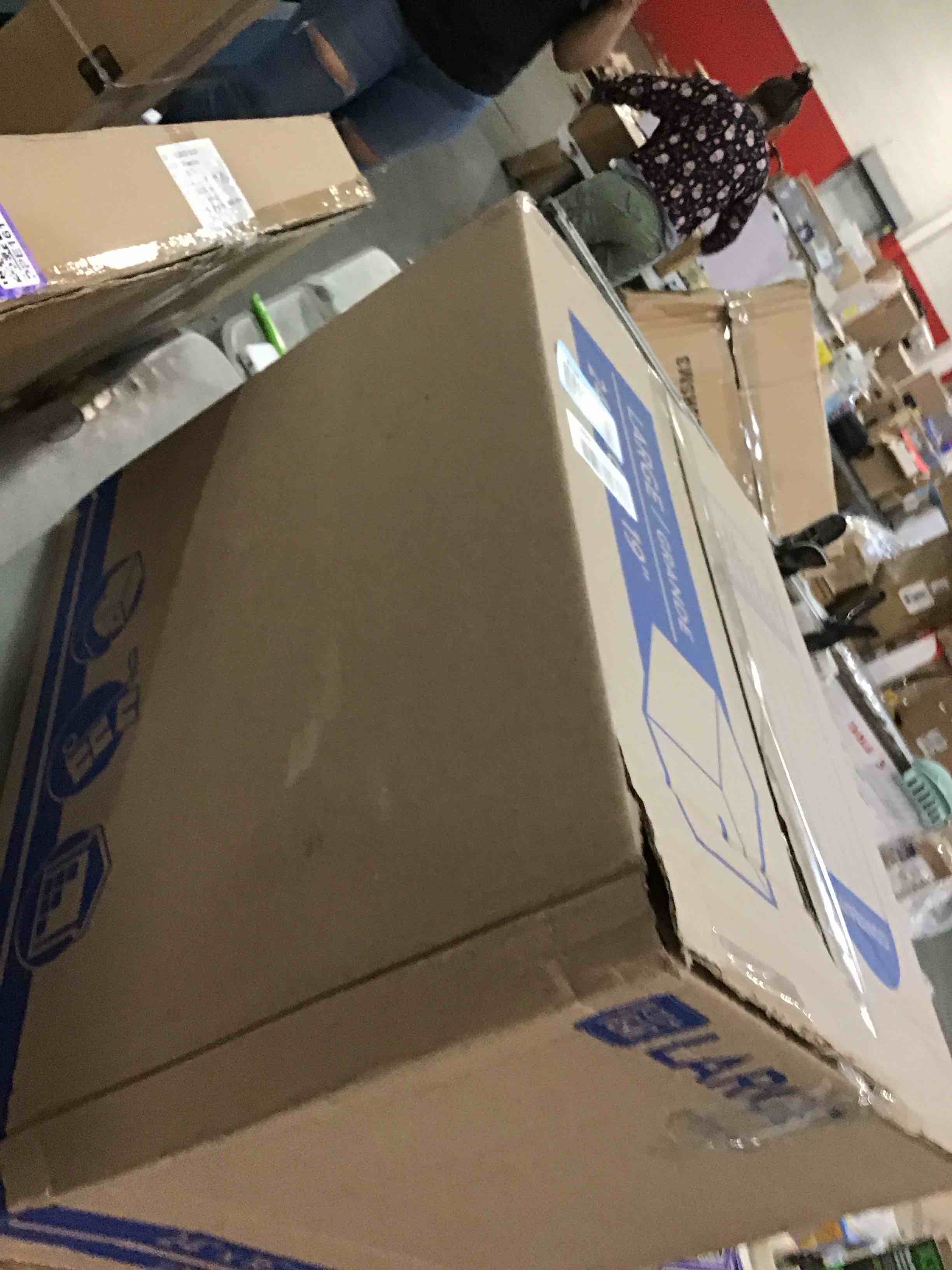 https://s3.amazonaws.com/lotting-images-prod/bidfta/PPE1611074_1734705626324.jpeg