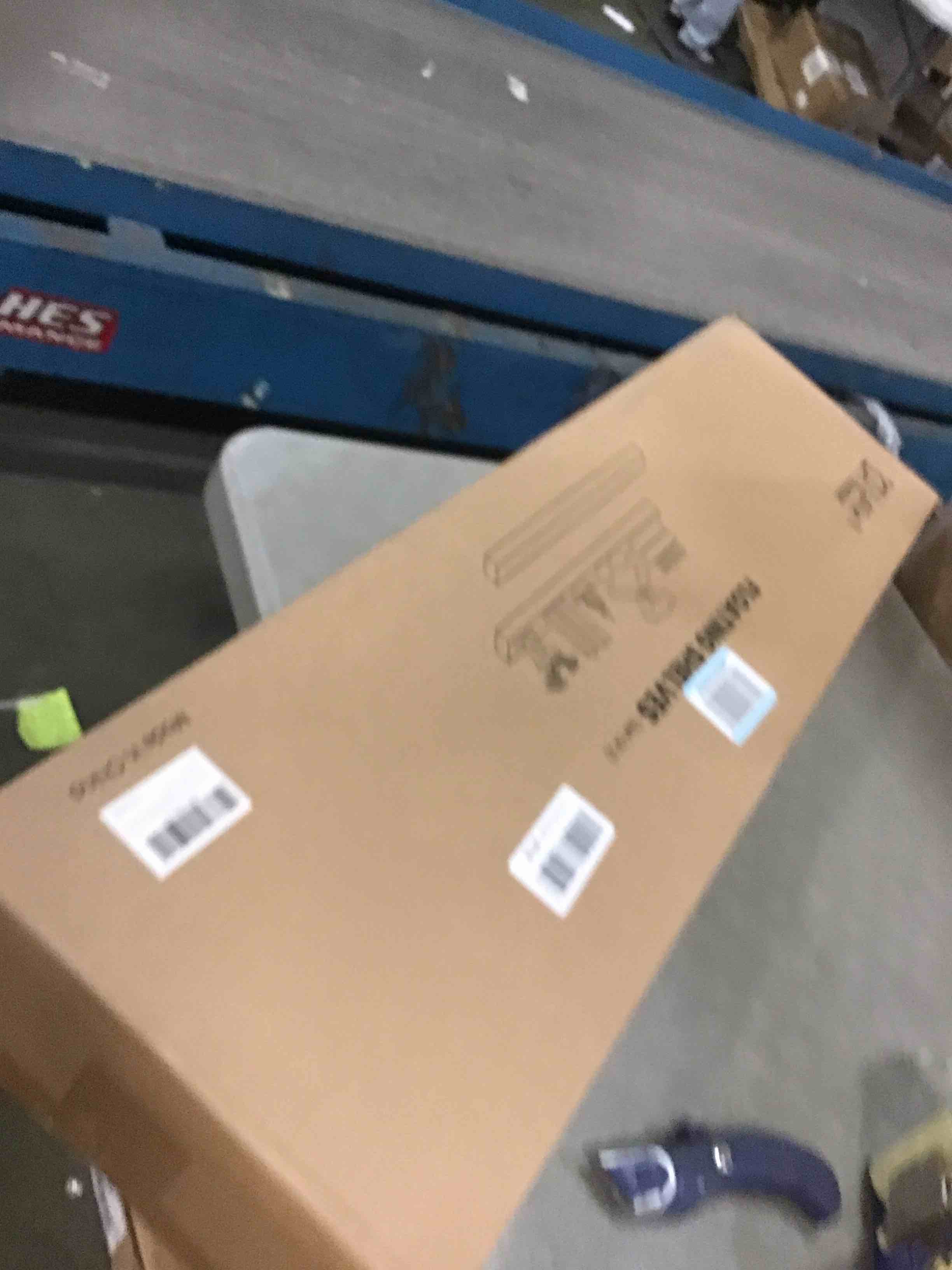 https://s3.amazonaws.com/lotting-images-prod/bidfta/PPE1611128_1734710182621.jpeg