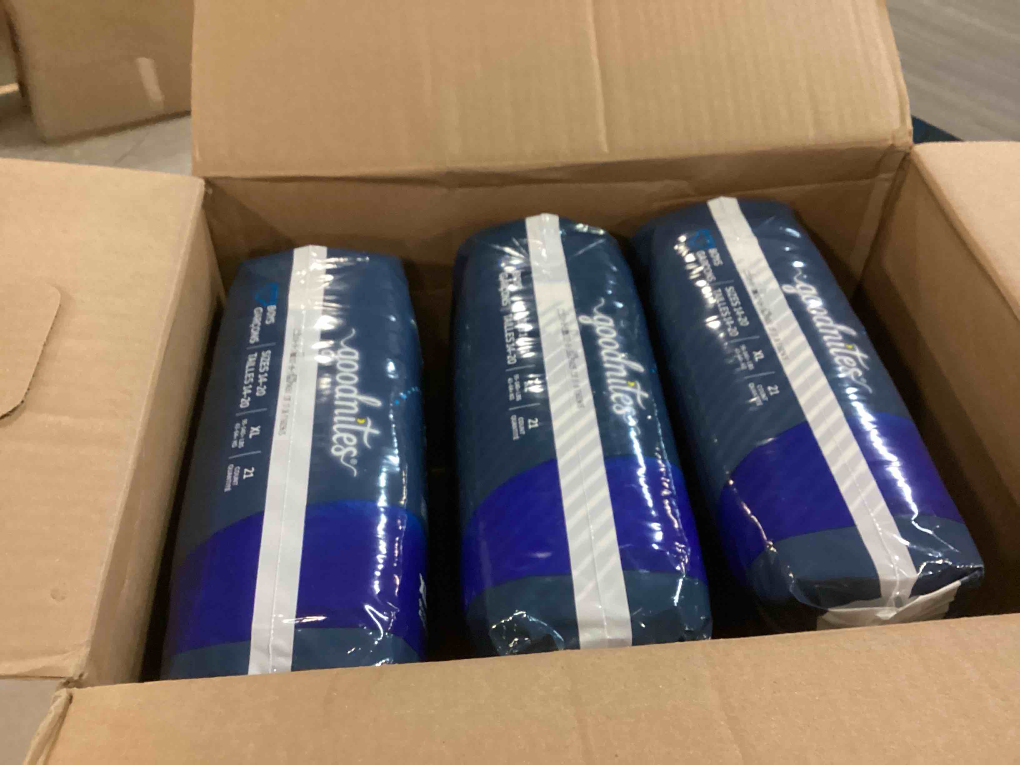 https://s3.amazonaws.com/lotting-images-prod/bidfta/PPE1612353_1734483635697.jpeg