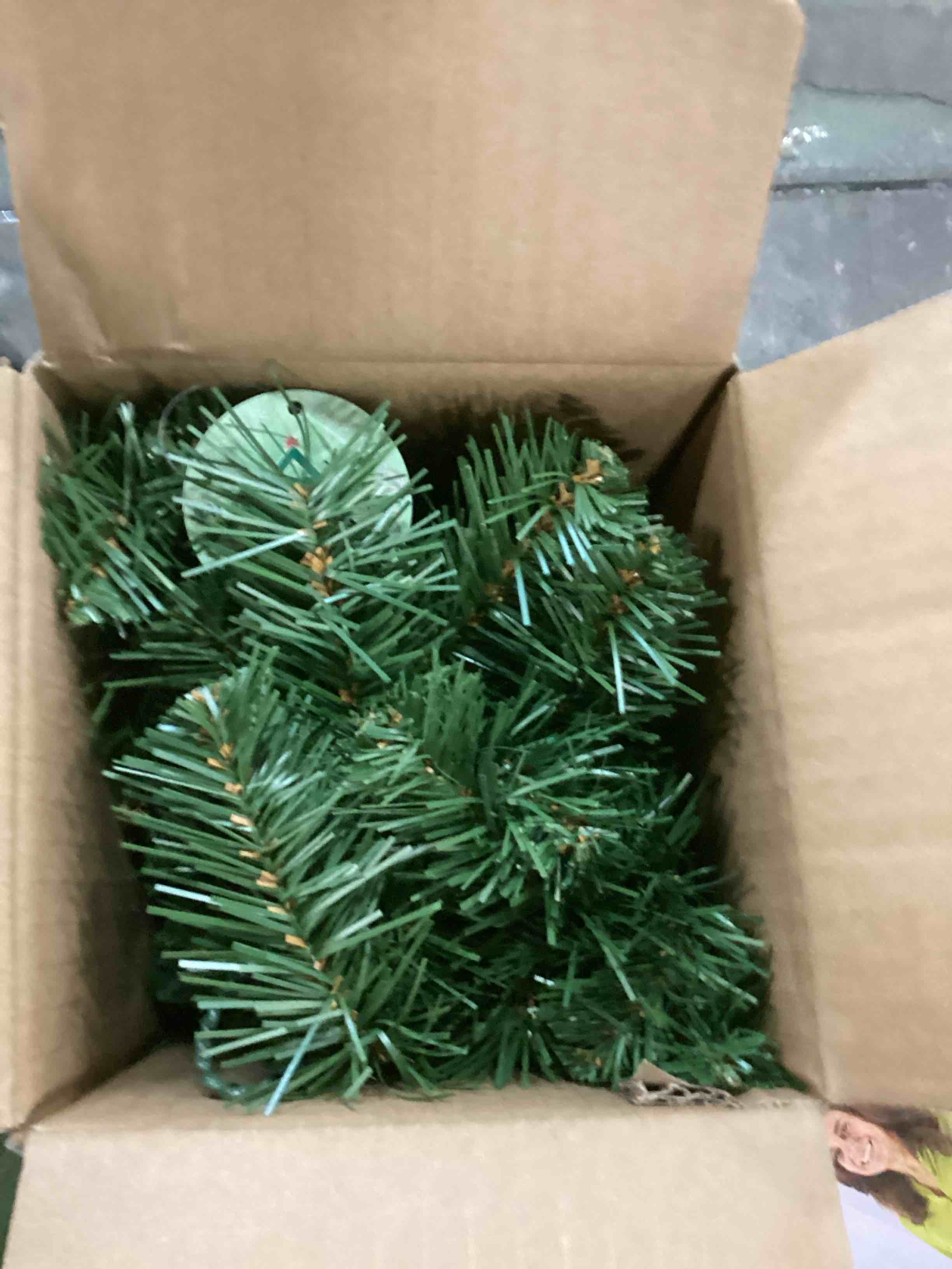 https://s3.amazonaws.com/lotting-images-prod/bidfta/PPE1612565_1734568000737.jpeg