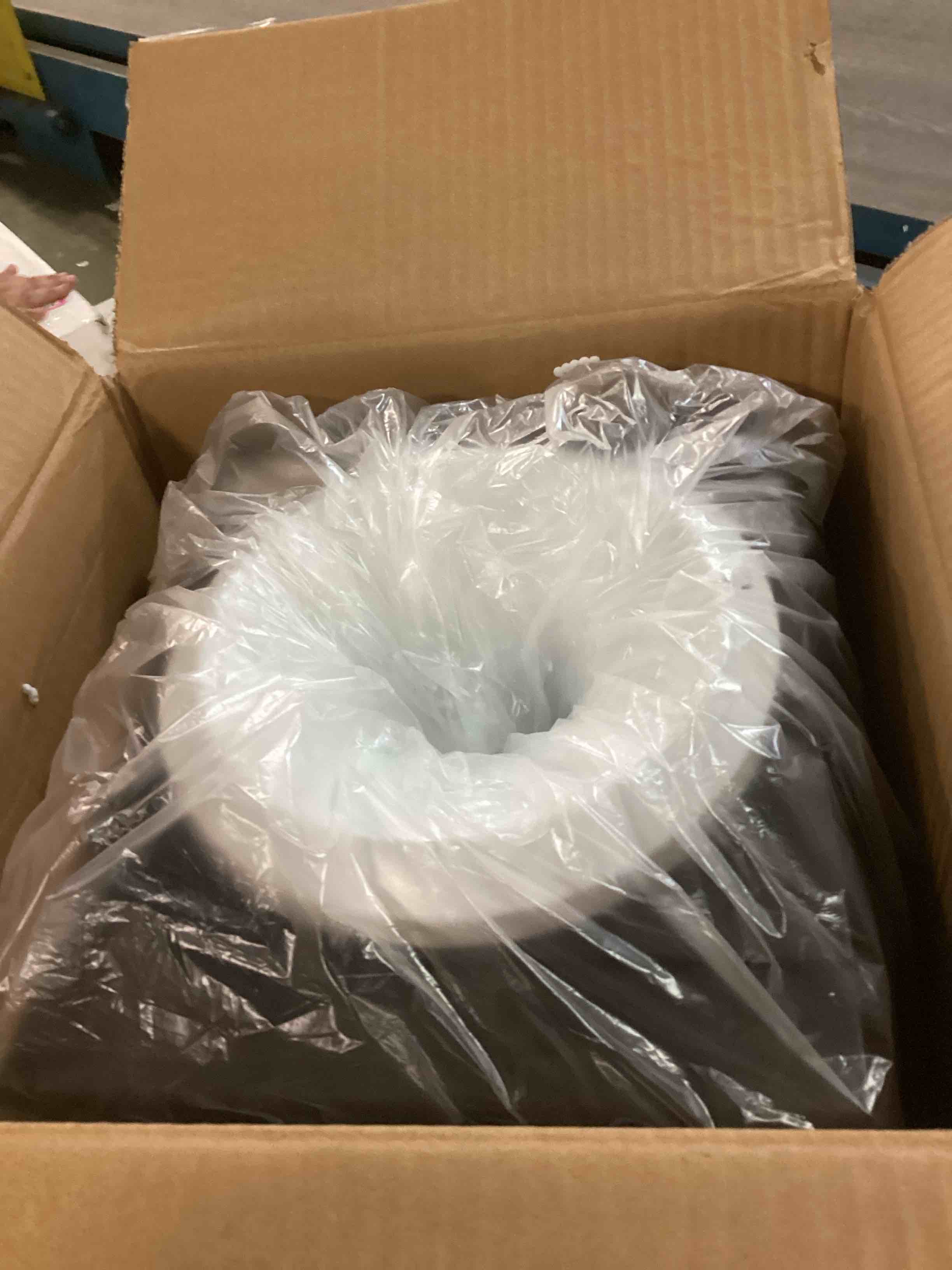 https://s3.amazonaws.com/lotting-images-prod/bidfta/PPE1612727_1734588405471.jpeg