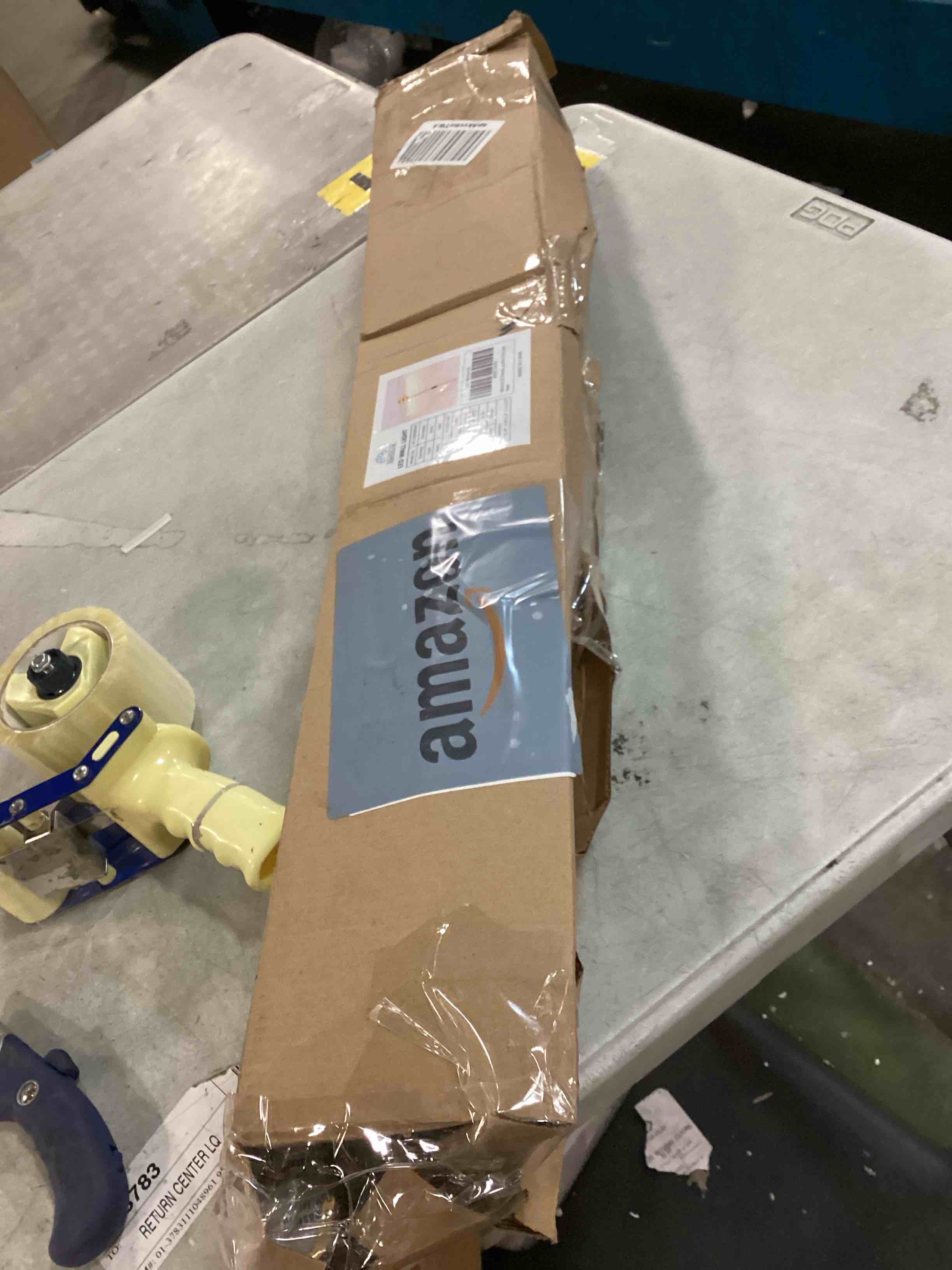 https://s3.amazonaws.com/lotting-images-prod/bidfta/PPE1612874_1734665073784.jpeg