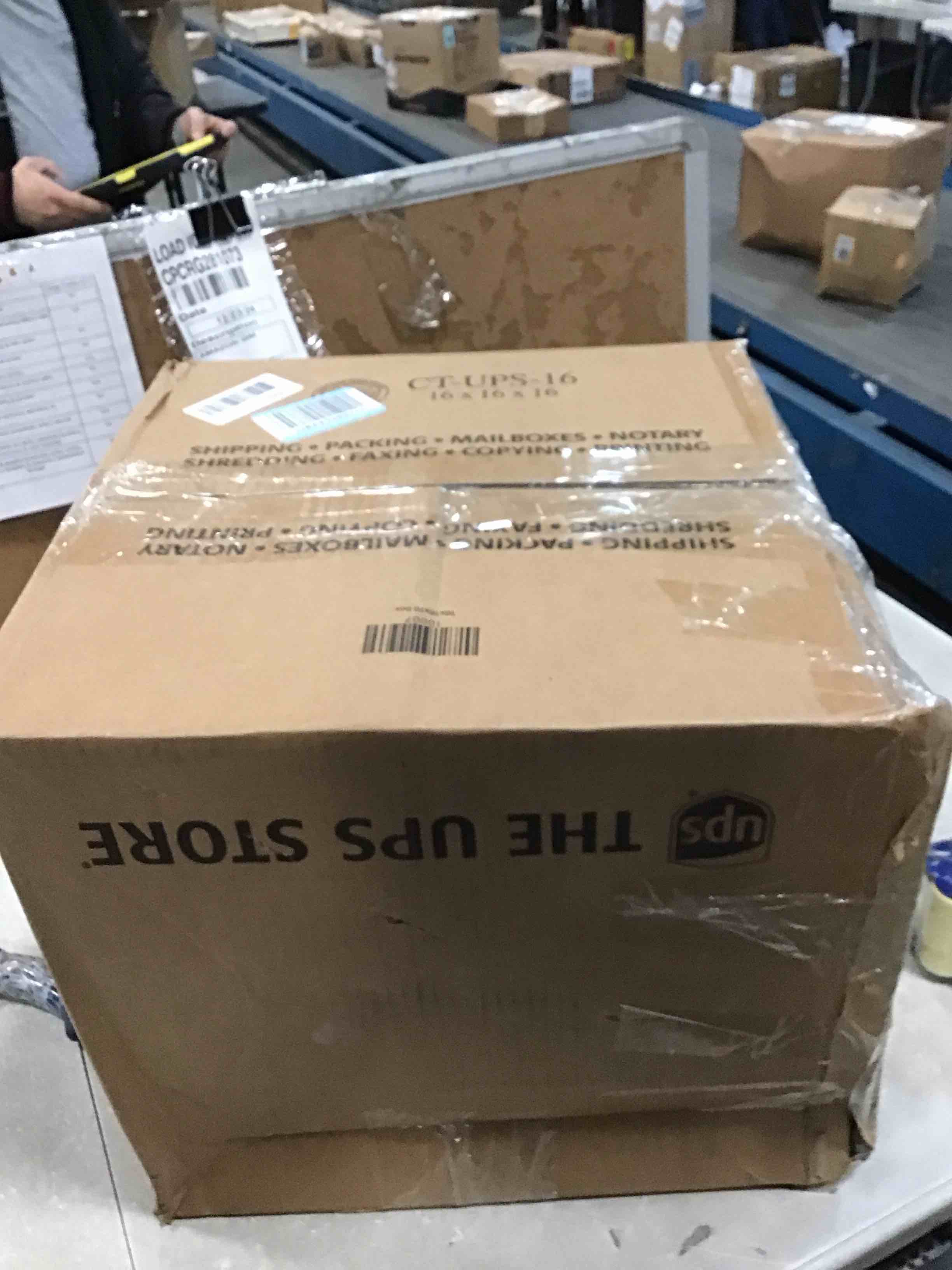 https://s3.amazonaws.com/lotting-images-prod/bidfta/PPE1614426_1736431221245.jpeg