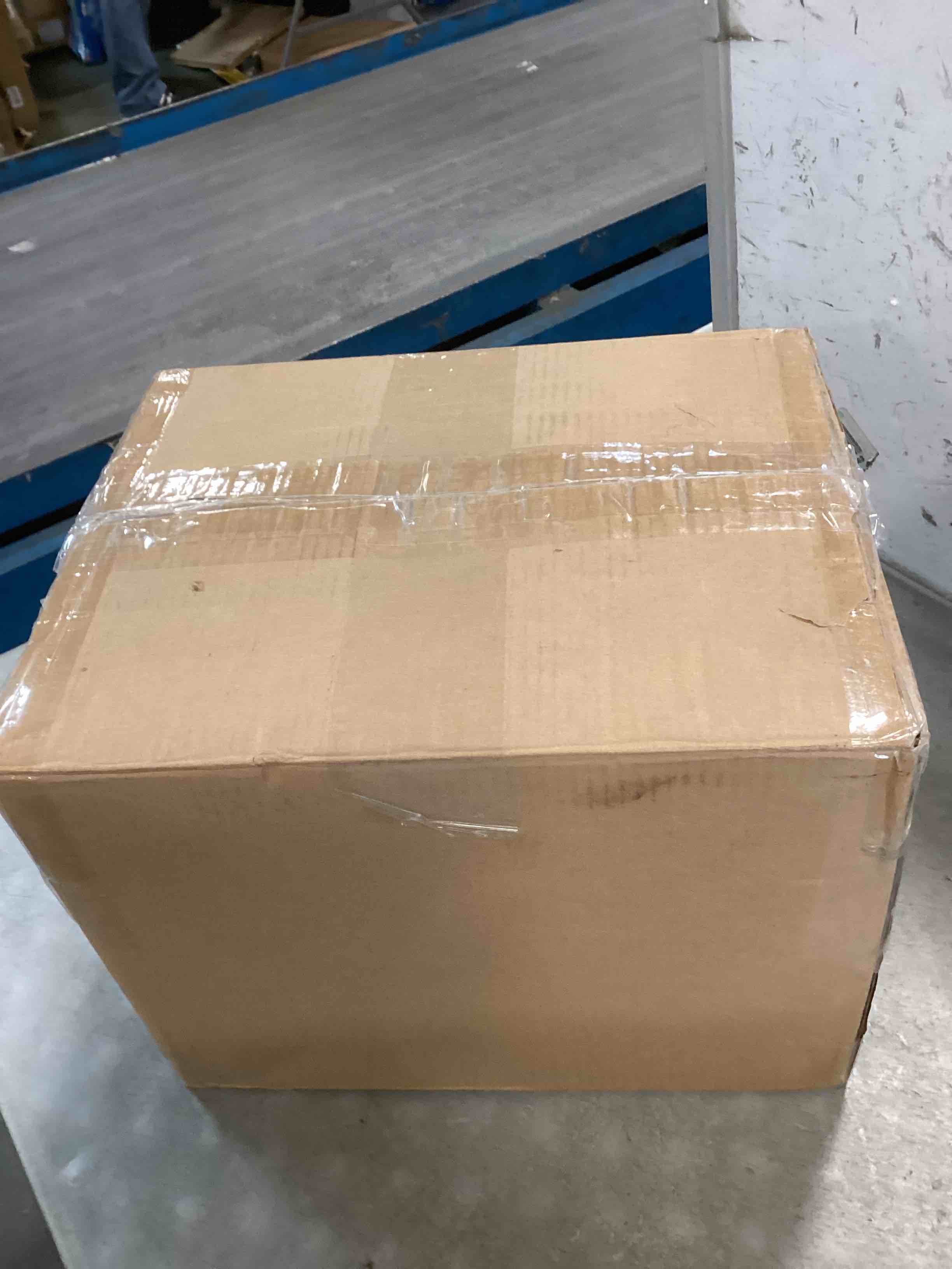 https://s3.amazonaws.com/lotting-images-prod/bidfta/PPE1614722_1736527206568.jpeg