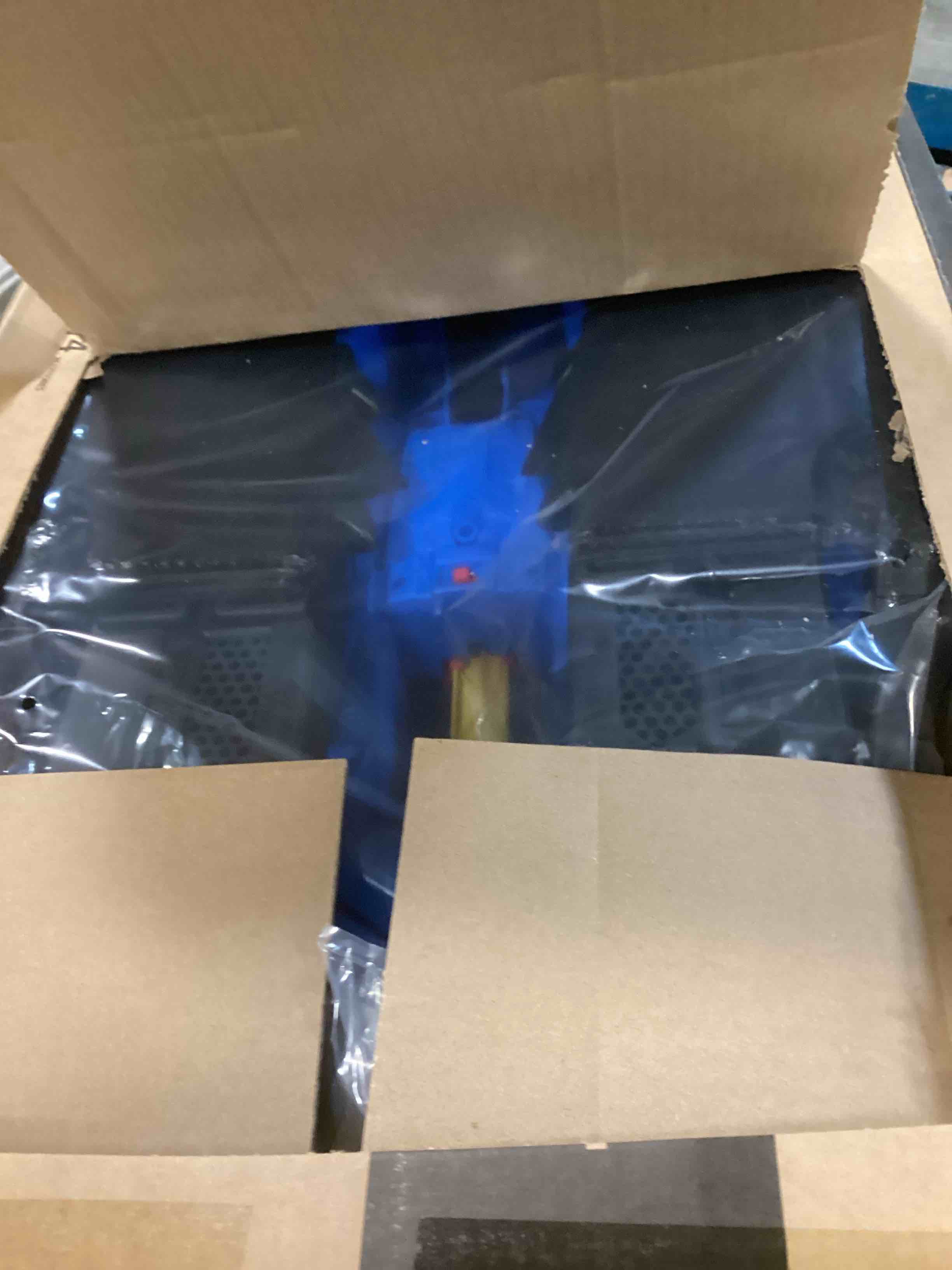 https://s3.amazonaws.com/lotting-images-prod/bidfta/PPE1614861_1736600086065.jpeg