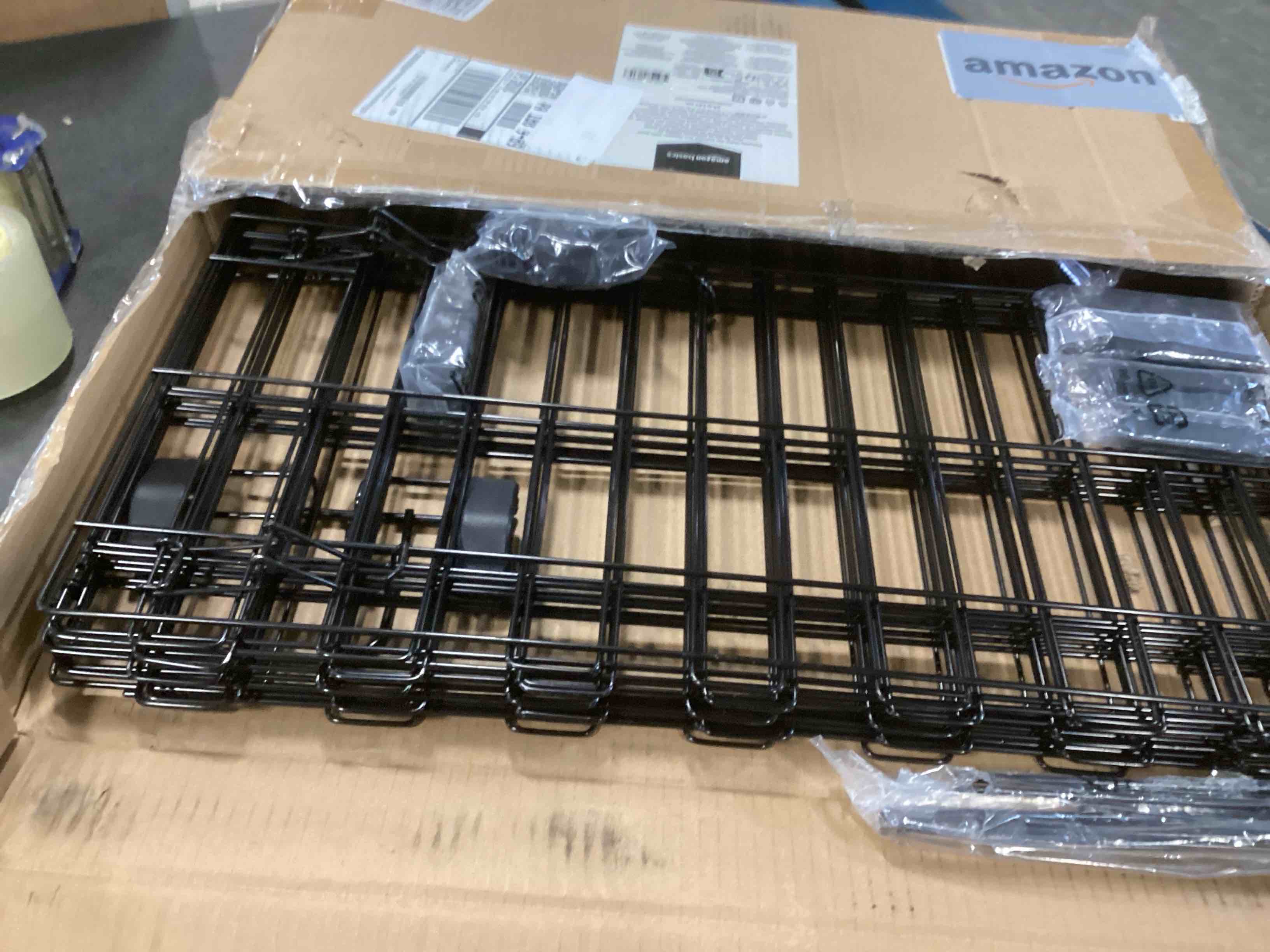 https://s3.amazonaws.com/lotting-images-prod/bidfta/PPE1614991_1736616319975.jpeg