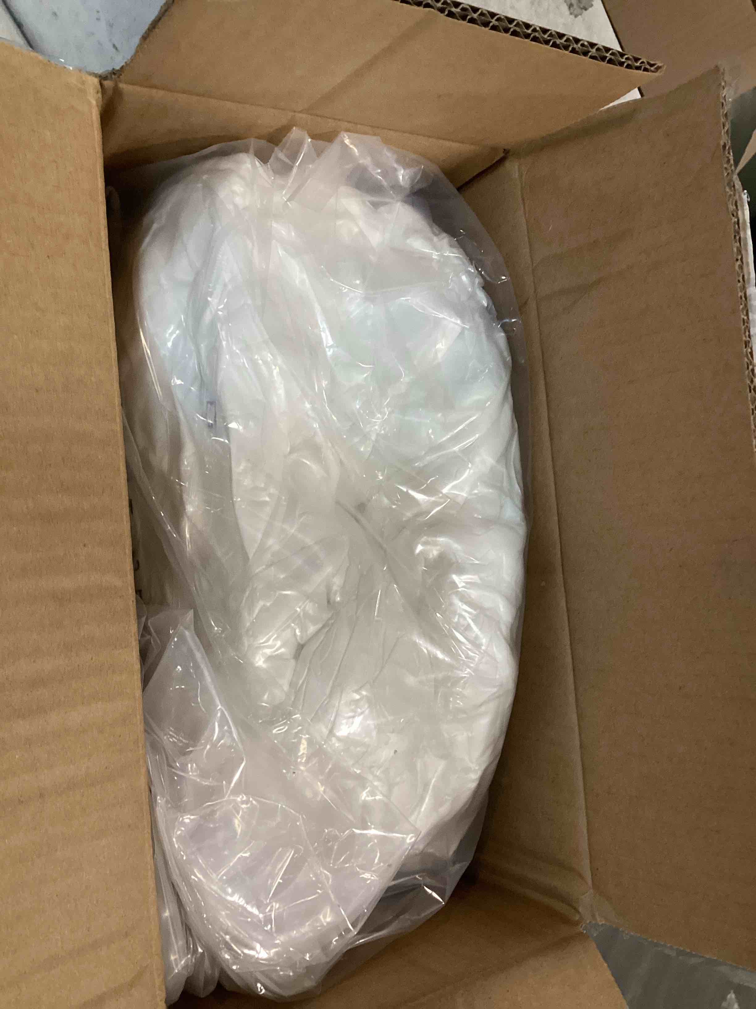 https://s3.amazonaws.com/lotting-images-prod/bidfta/PPE1615181_1734383368333.jpeg