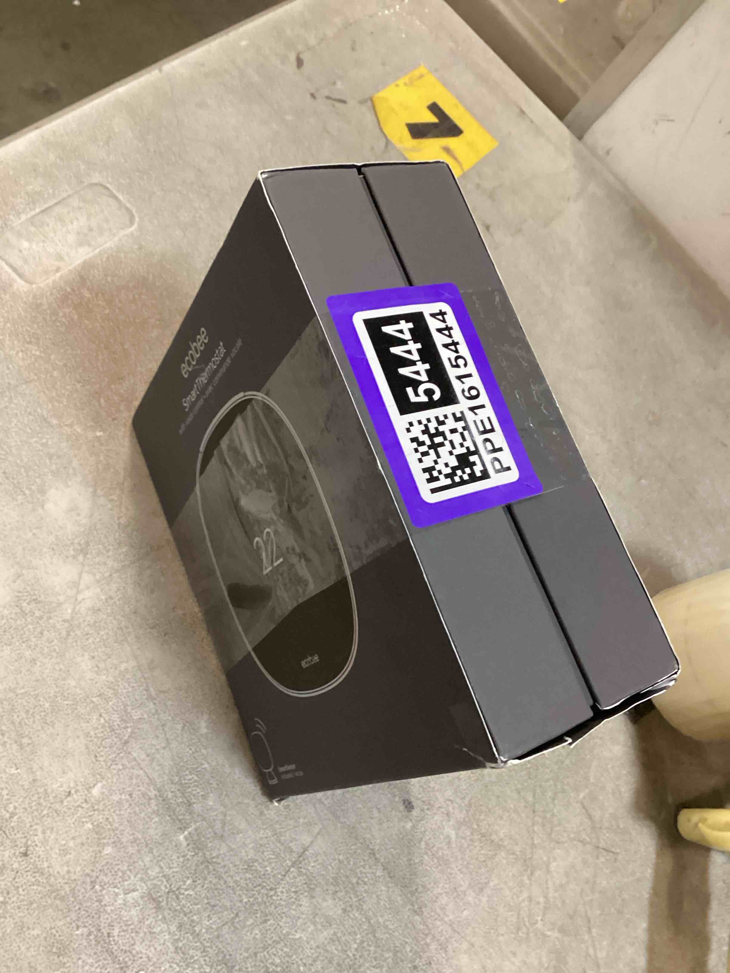 https://s3.amazonaws.com/lotting-images-prod/bidfta/PPE1615444_1734464757678.jpeg