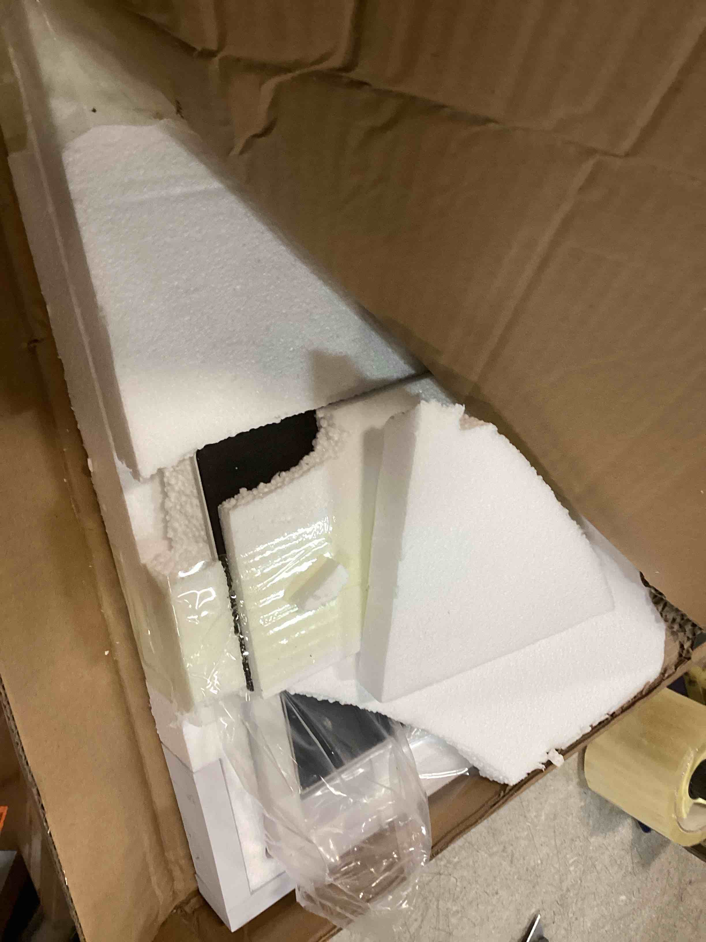 https://s3.amazonaws.com/lotting-images-prod/bidfta/PPE1615788_1734614036946.jpeg