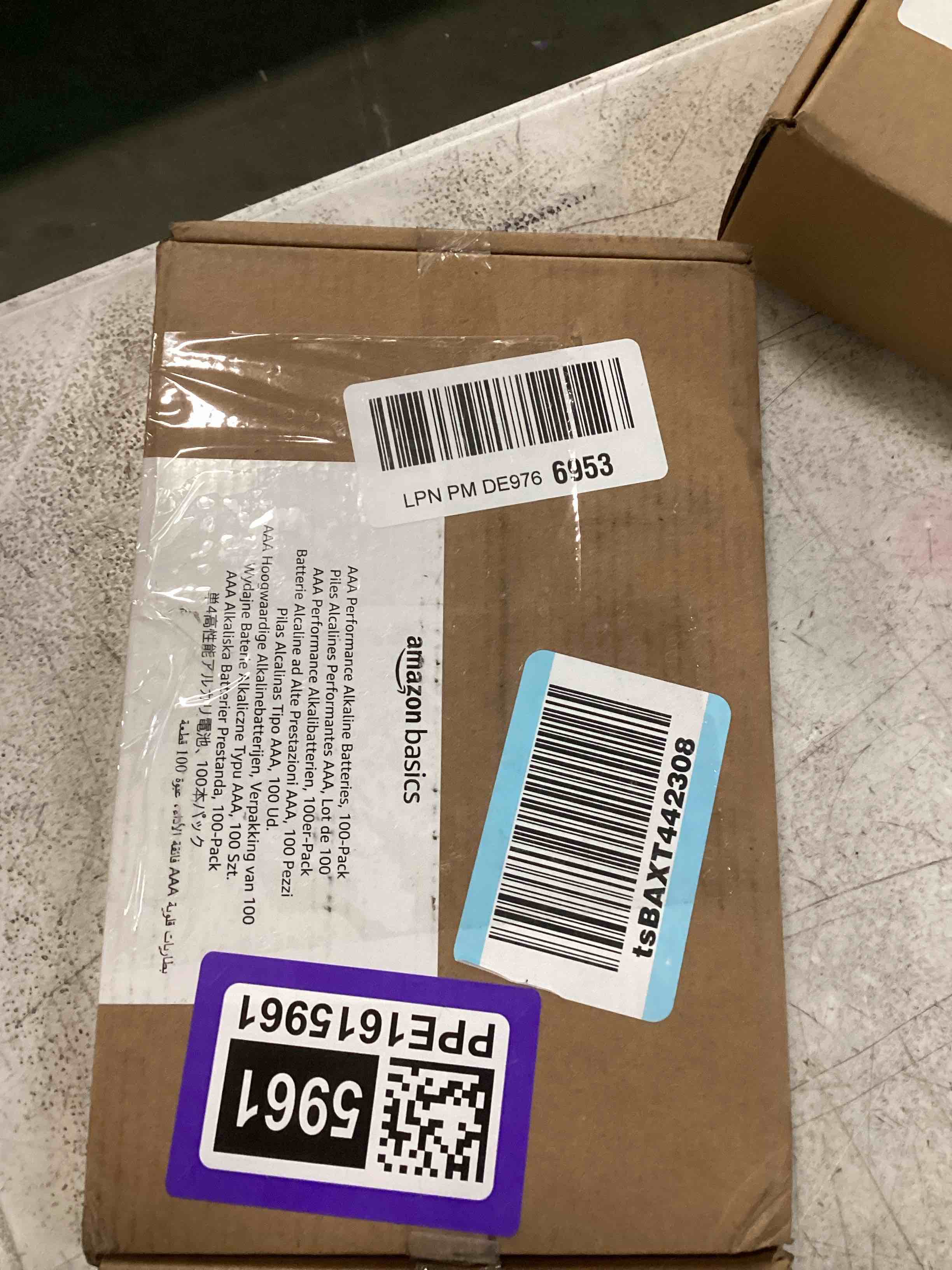 https://s3.amazonaws.com/lotting-images-prod/bidfta/PPE1615961_1734632939674.jpeg