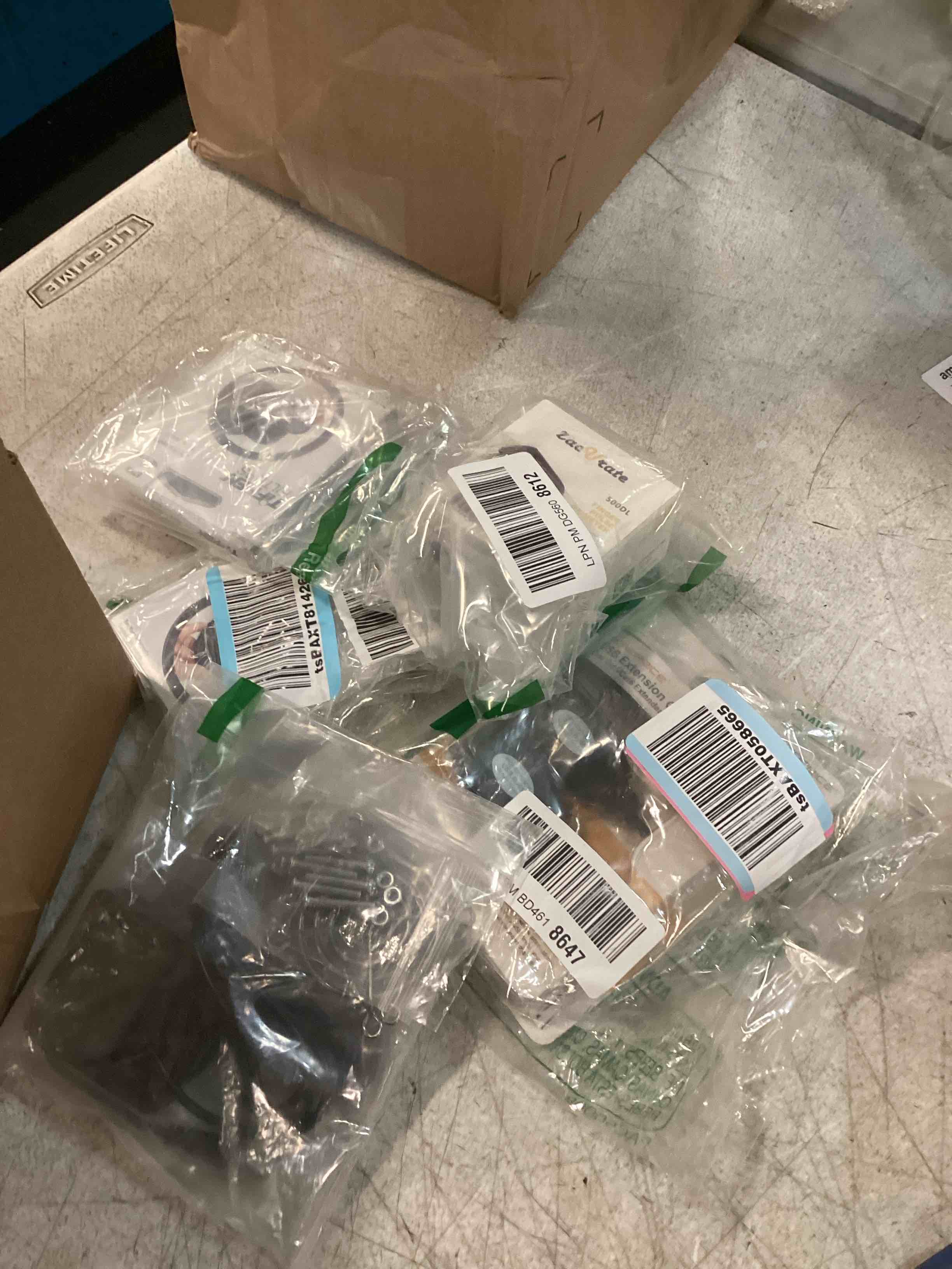 https://s3.amazonaws.com/lotting-images-prod/bidfta/PPE1615979_1734636182443.jpeg