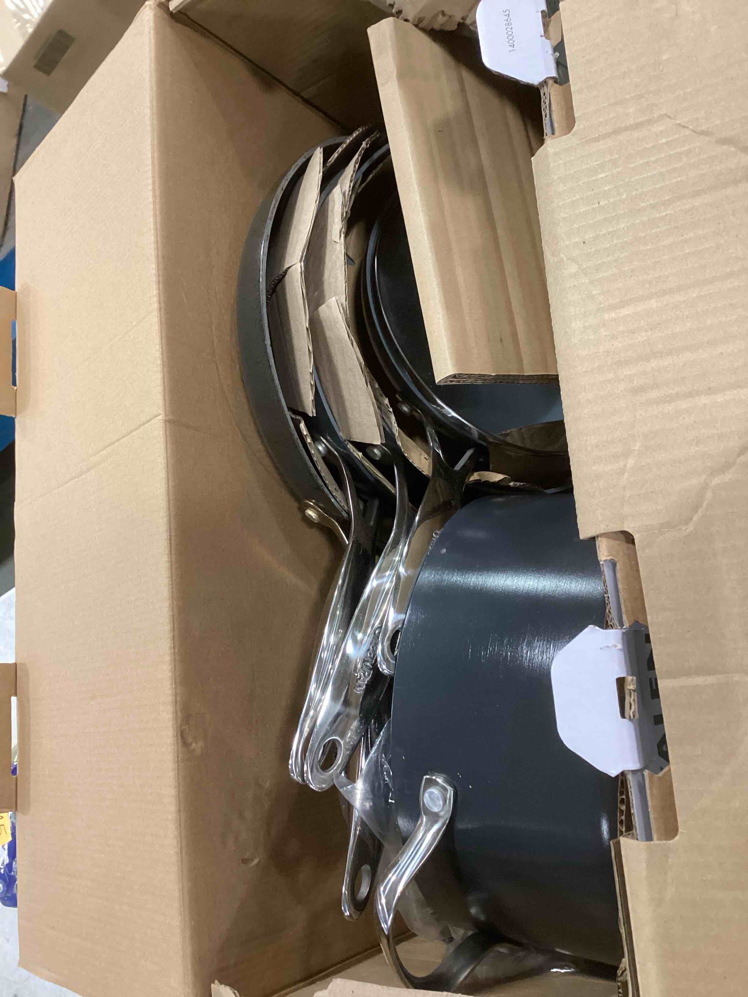 https://s3.amazonaws.com/lotting-images-prod/bidfta/PPE1616746_1735651004789.jpeg