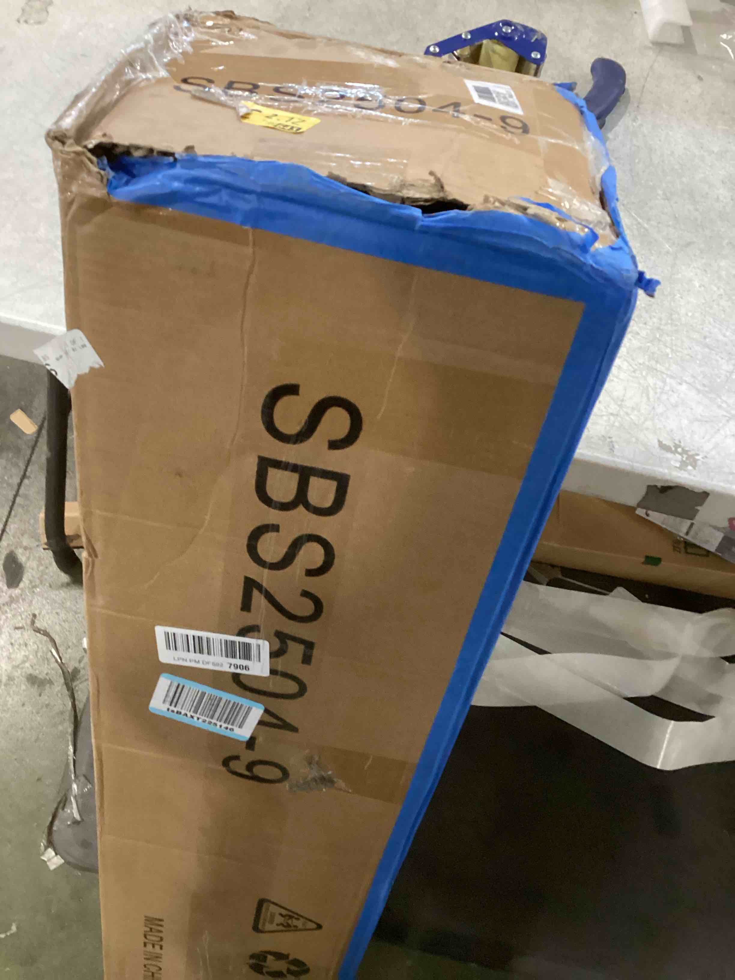 https://s3.amazonaws.com/lotting-images-prod/bidfta/PPE1617623_1735582765657.jpeg