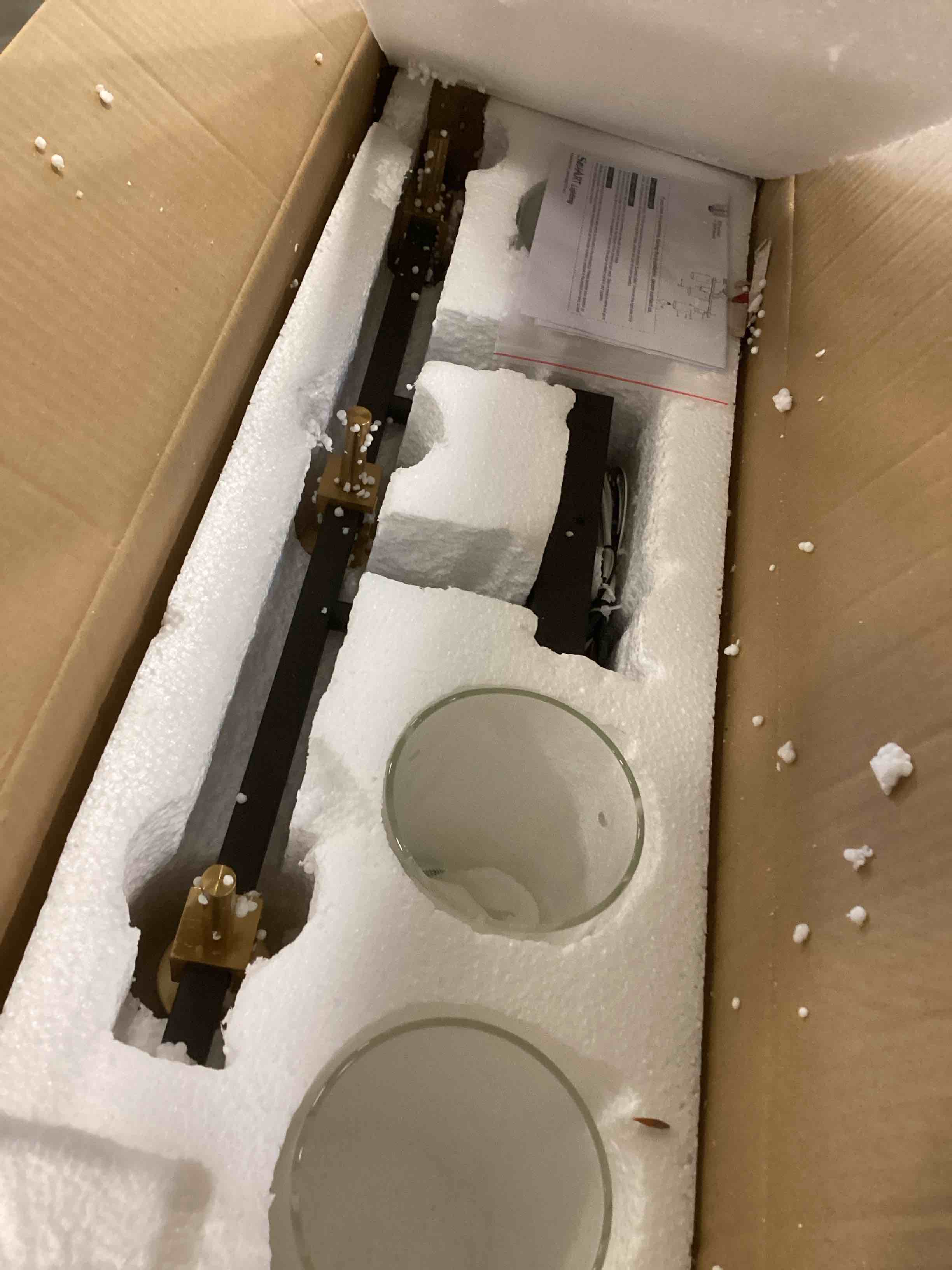 https://s3.amazonaws.com/lotting-images-prod/bidfta/PPE1617683_1735588591706.jpeg