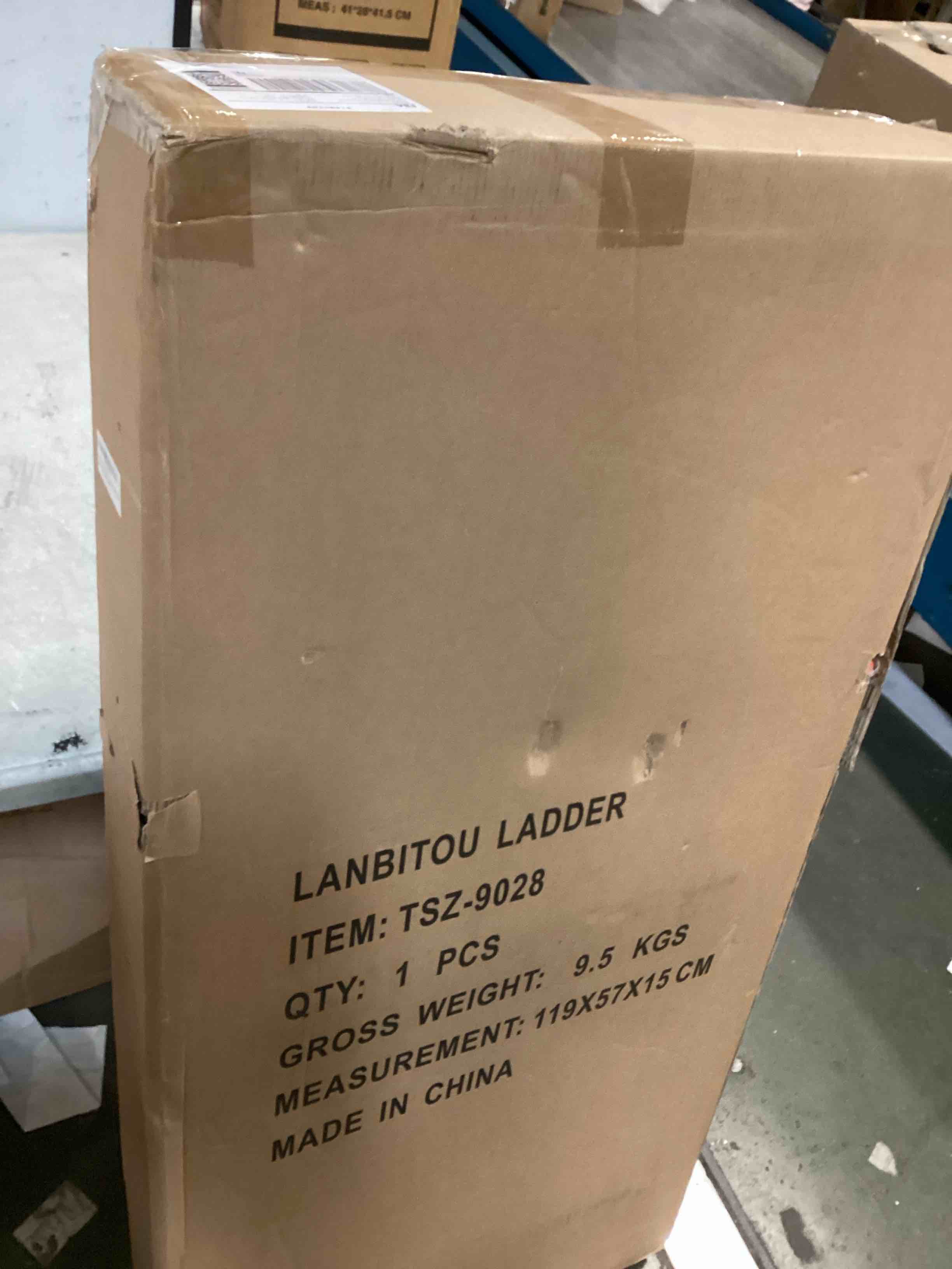 https://s3.amazonaws.com/lotting-images-prod/bidfta/PPE1617904_1735677330940.jpeg