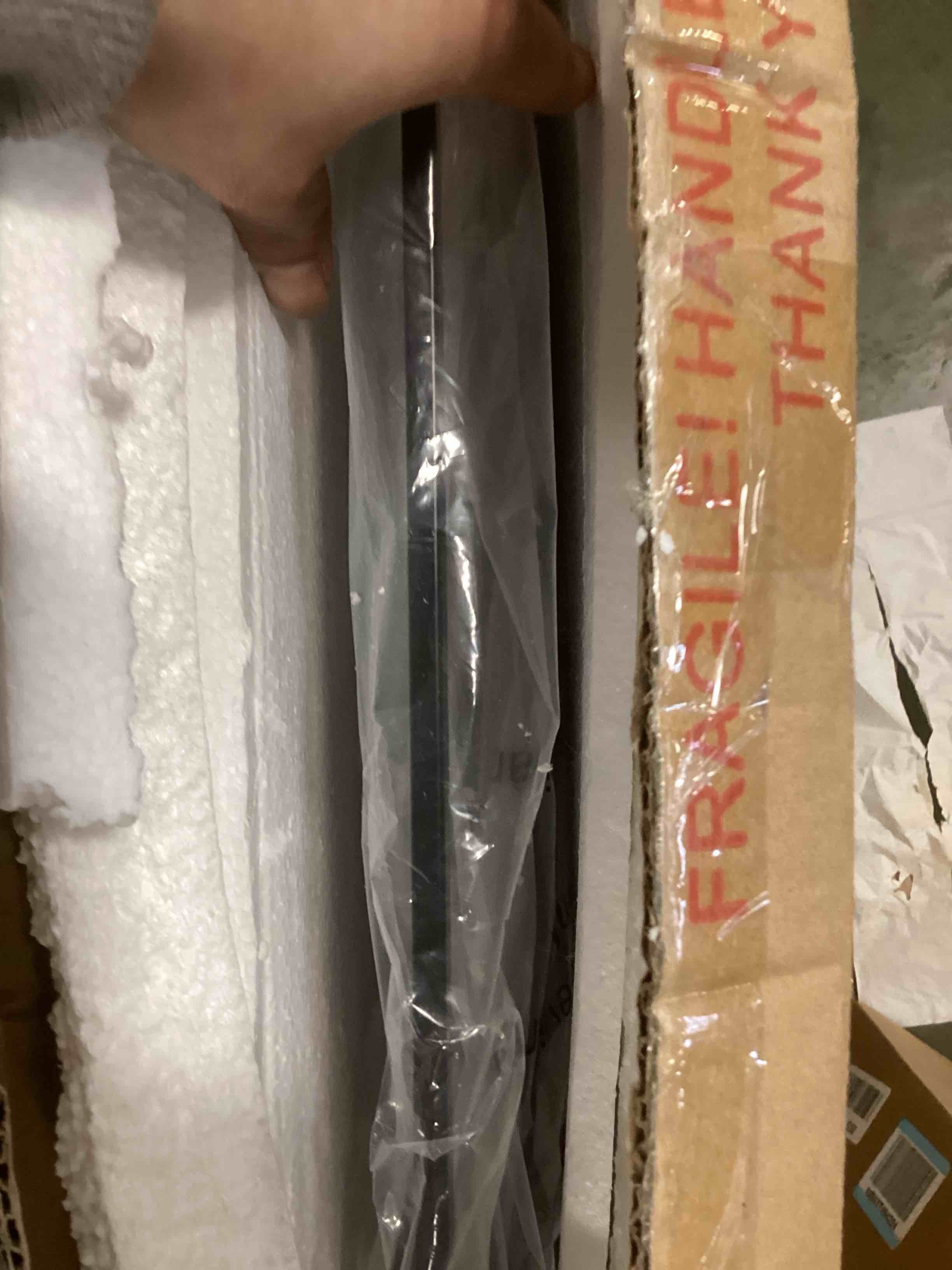 https://s3.amazonaws.com/lotting-images-prod/bidfta/PPE1618259_1734978276558.jpeg