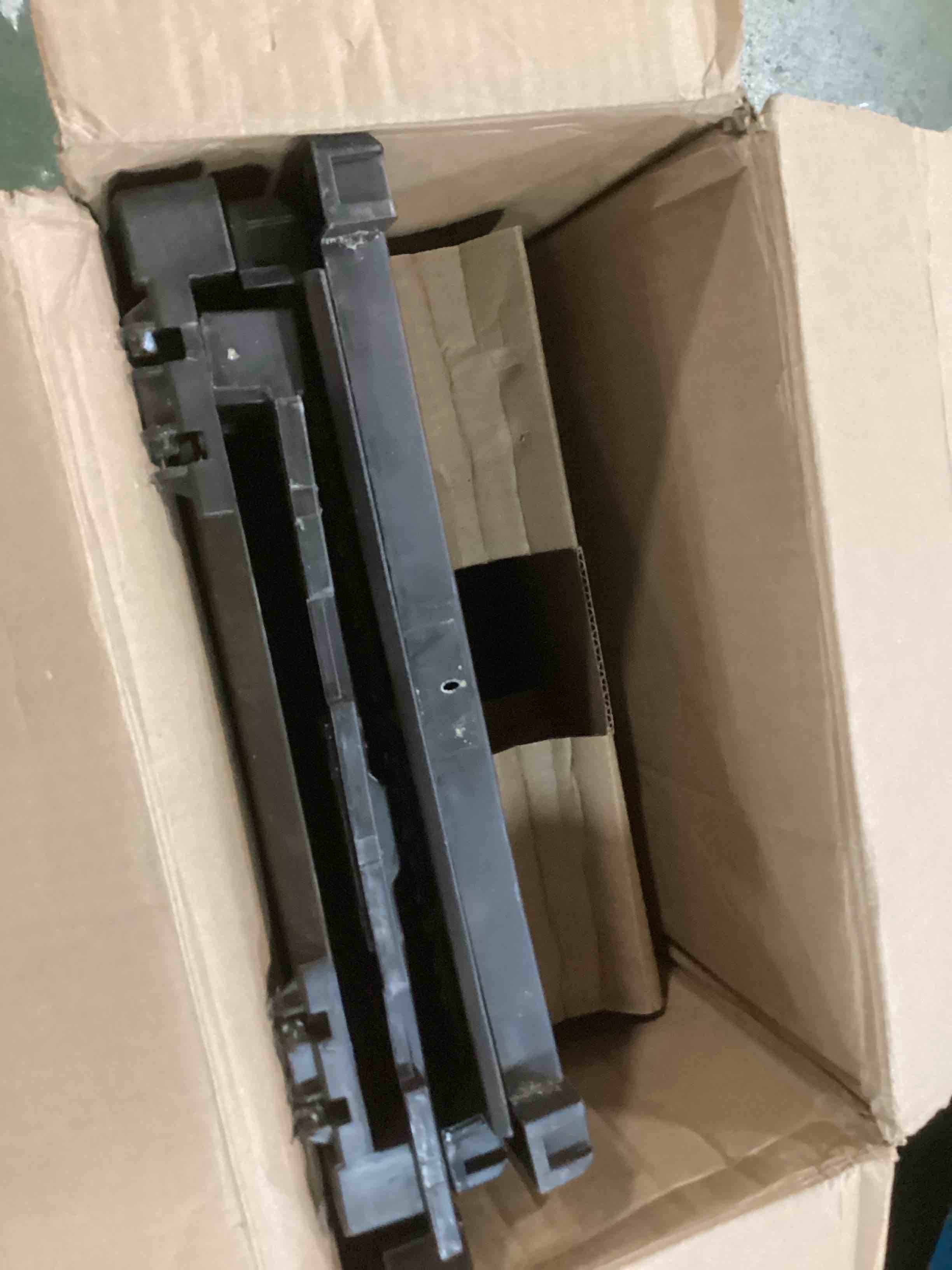 https://s3.amazonaws.com/lotting-images-prod/bidfta/PPE1618398_1735043693946.jpeg