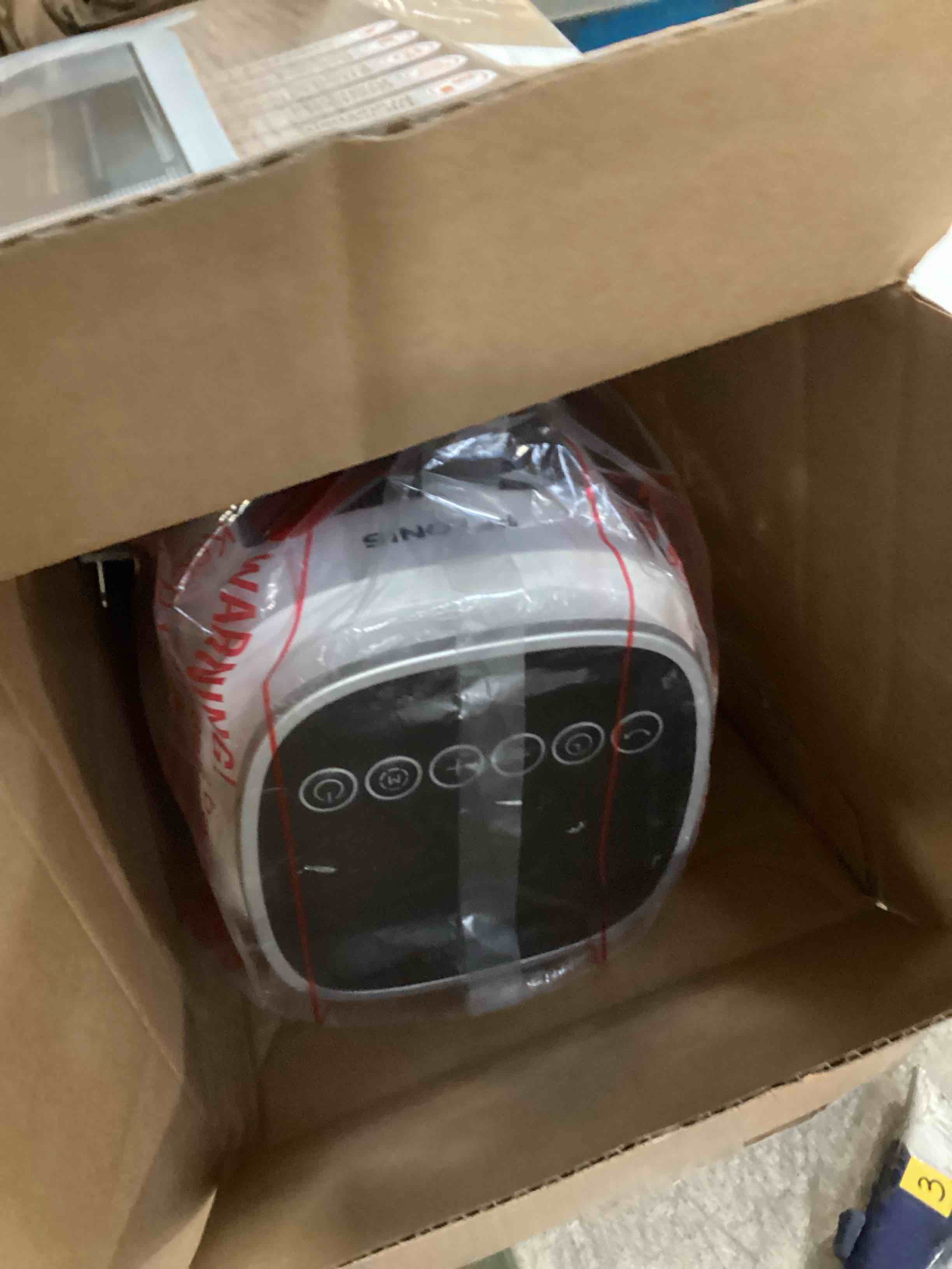 https://s3.amazonaws.com/lotting-images-prod/bidfta/PPE1618864_1735328588555.jpeg