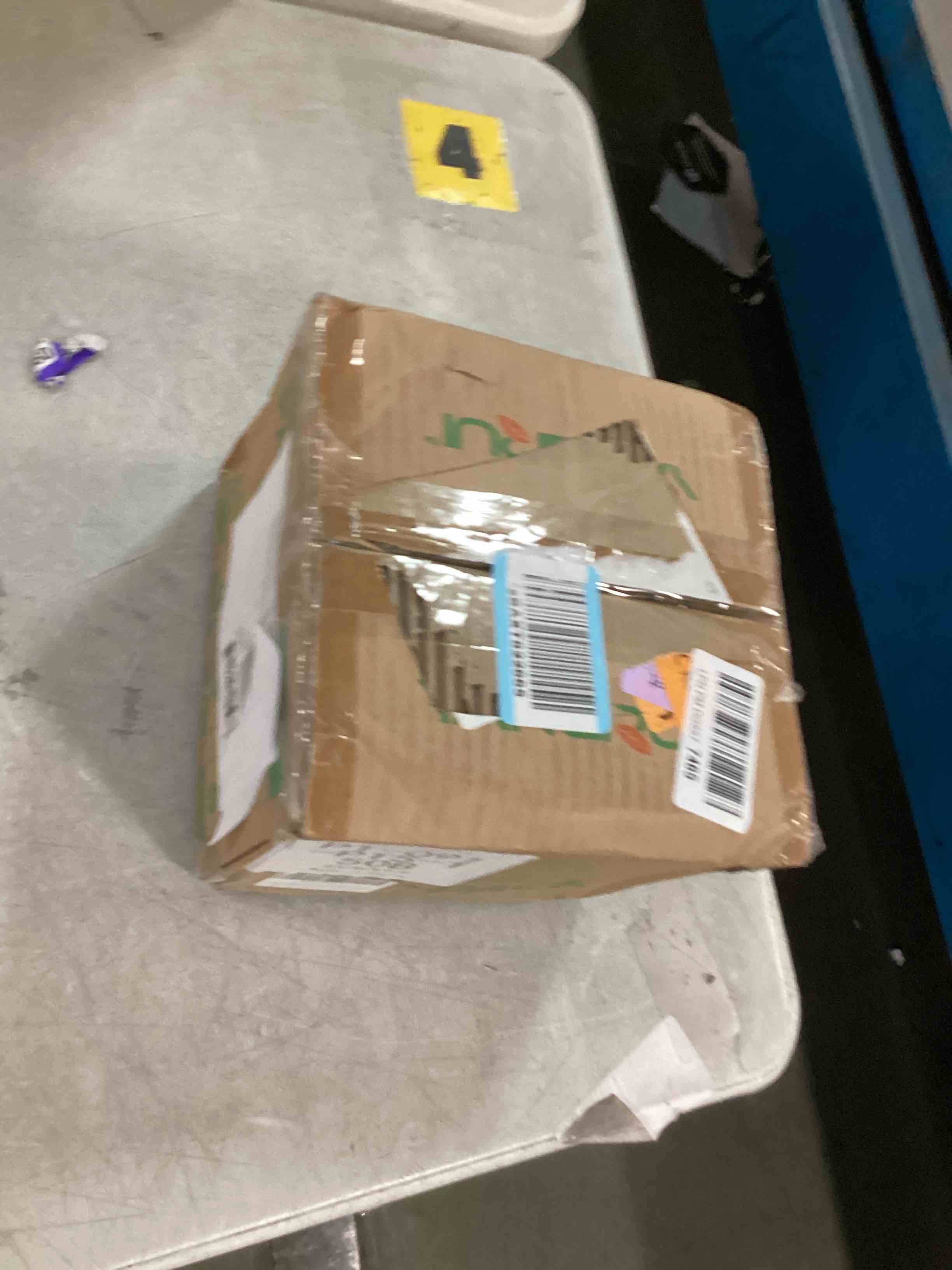 https://s3.amazonaws.com/lotting-images-prod/bidfta/PPE1618968_1735567772084.jpeg