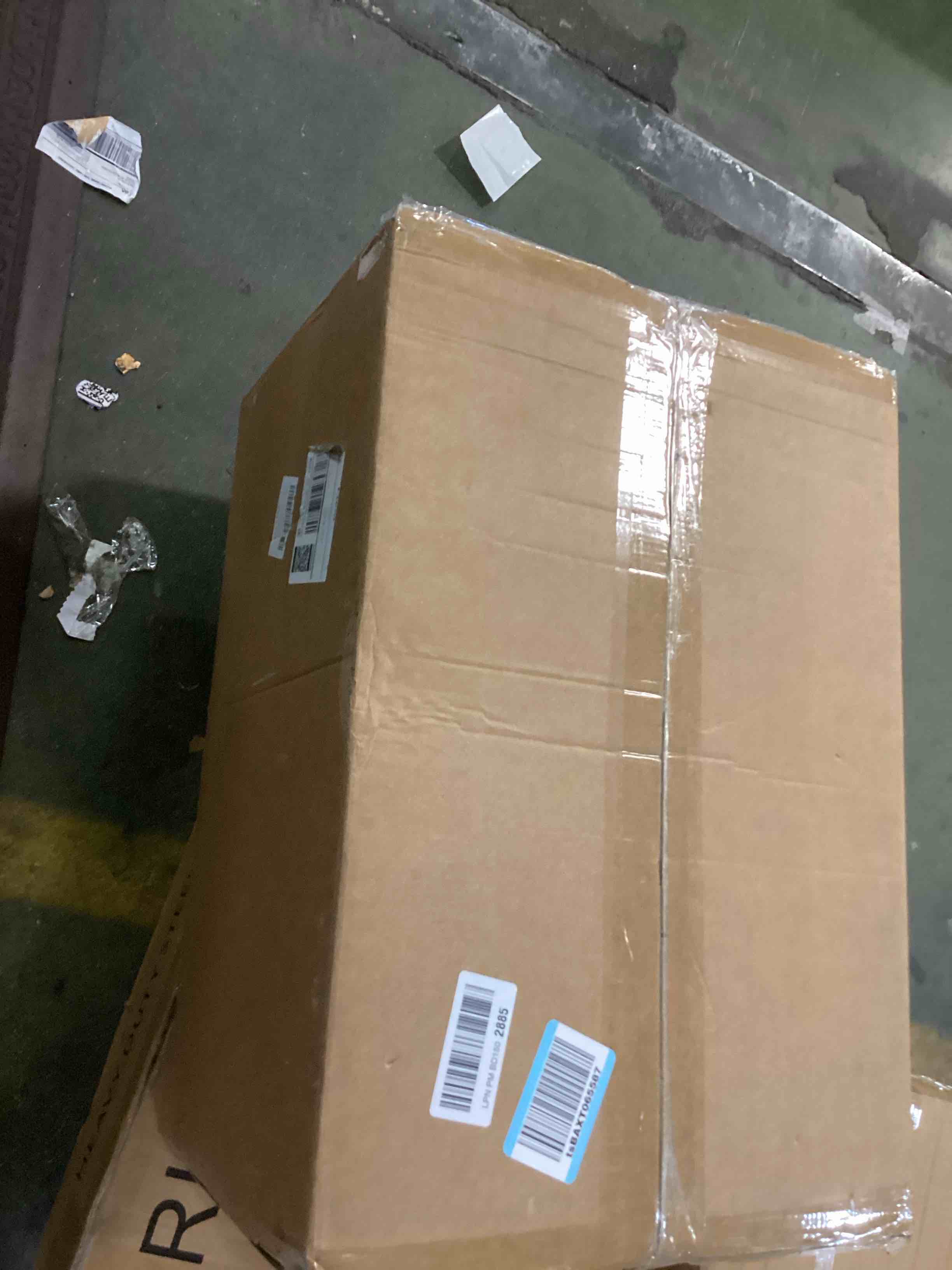 https://s3.amazonaws.com/lotting-images-prod/bidfta/PPE1619070_1735588066948.jpeg