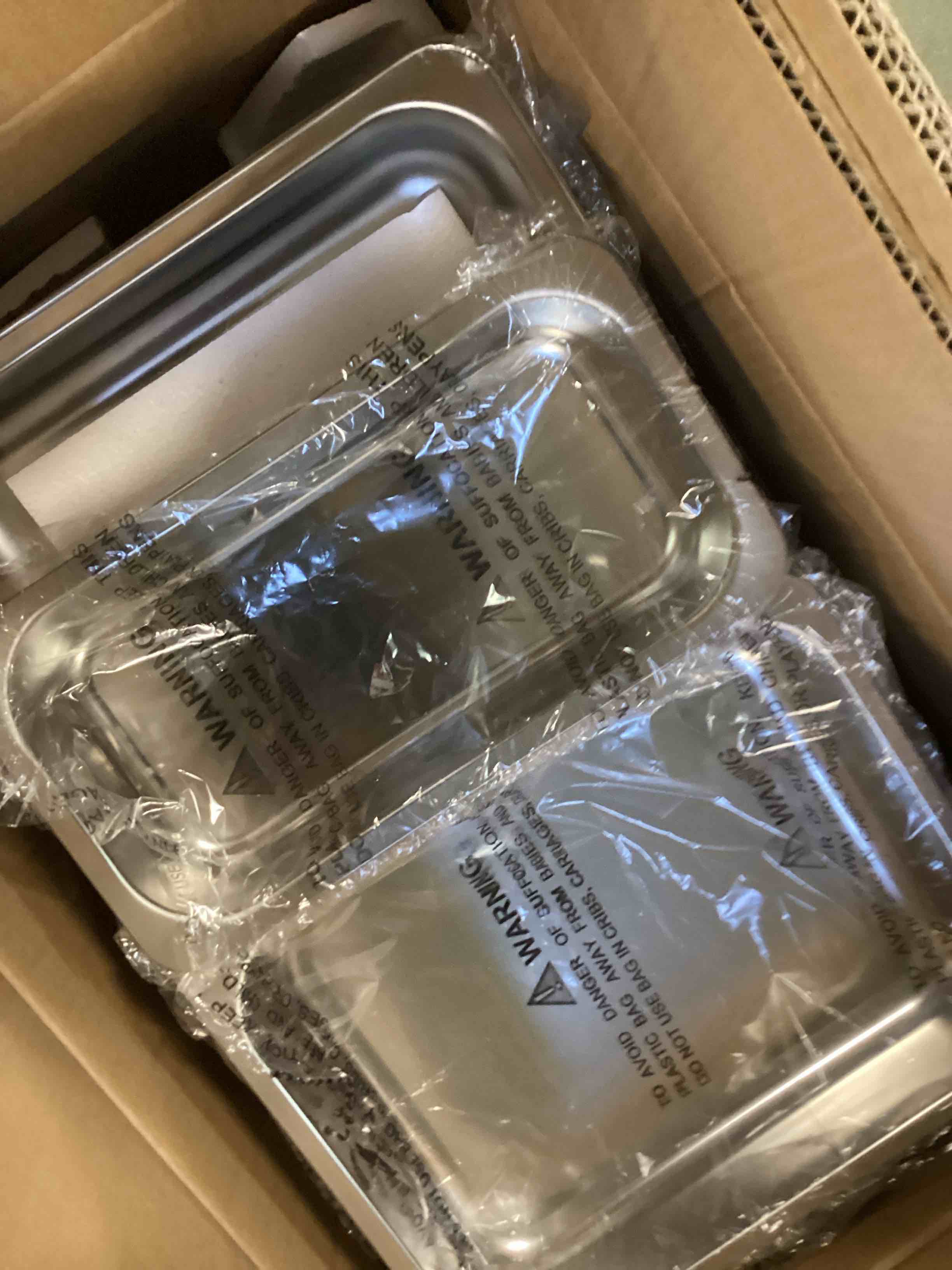 https://s3.amazonaws.com/lotting-images-prod/bidfta/PPE1619070_1735588104688.jpeg