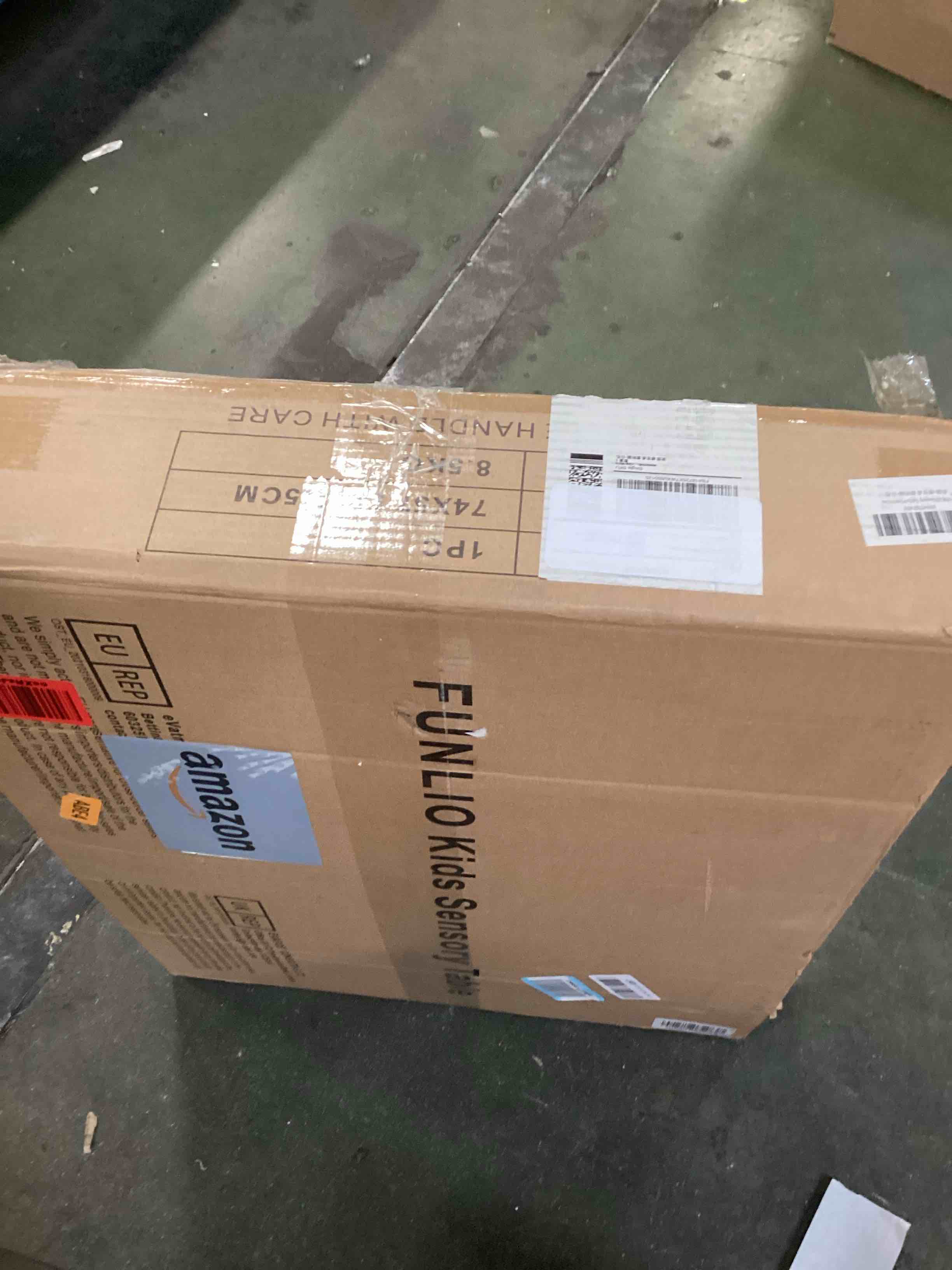 https://s3.amazonaws.com/lotting-images-prod/bidfta/PPE1619084_1735584315915.jpeg