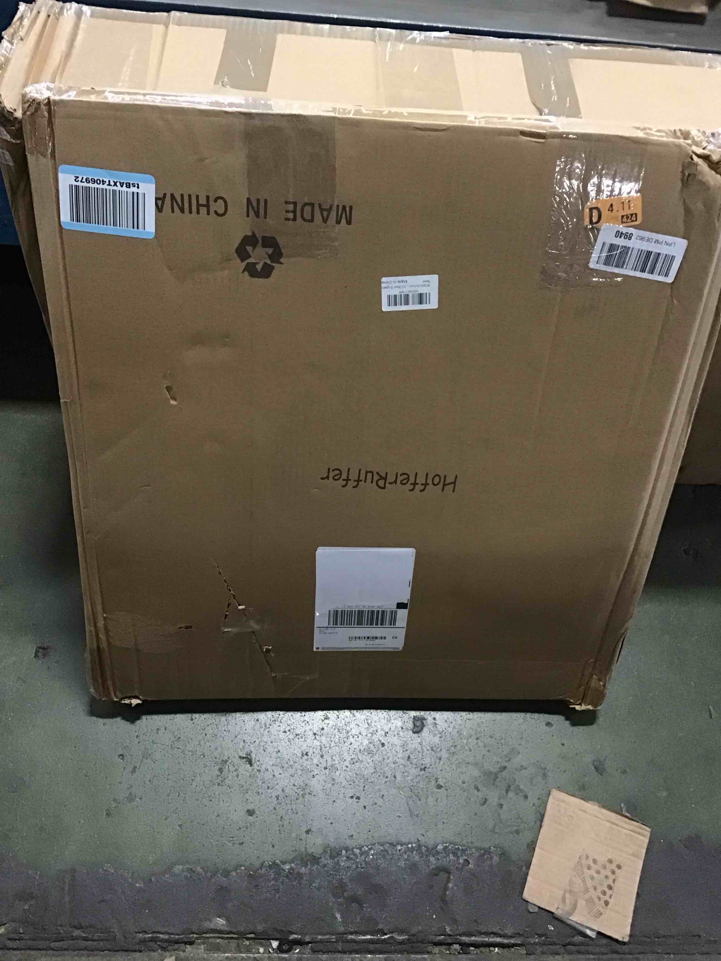 https://s3.amazonaws.com/lotting-images-prod/bidfta/PPE1620567_1736956176626.jpeg
