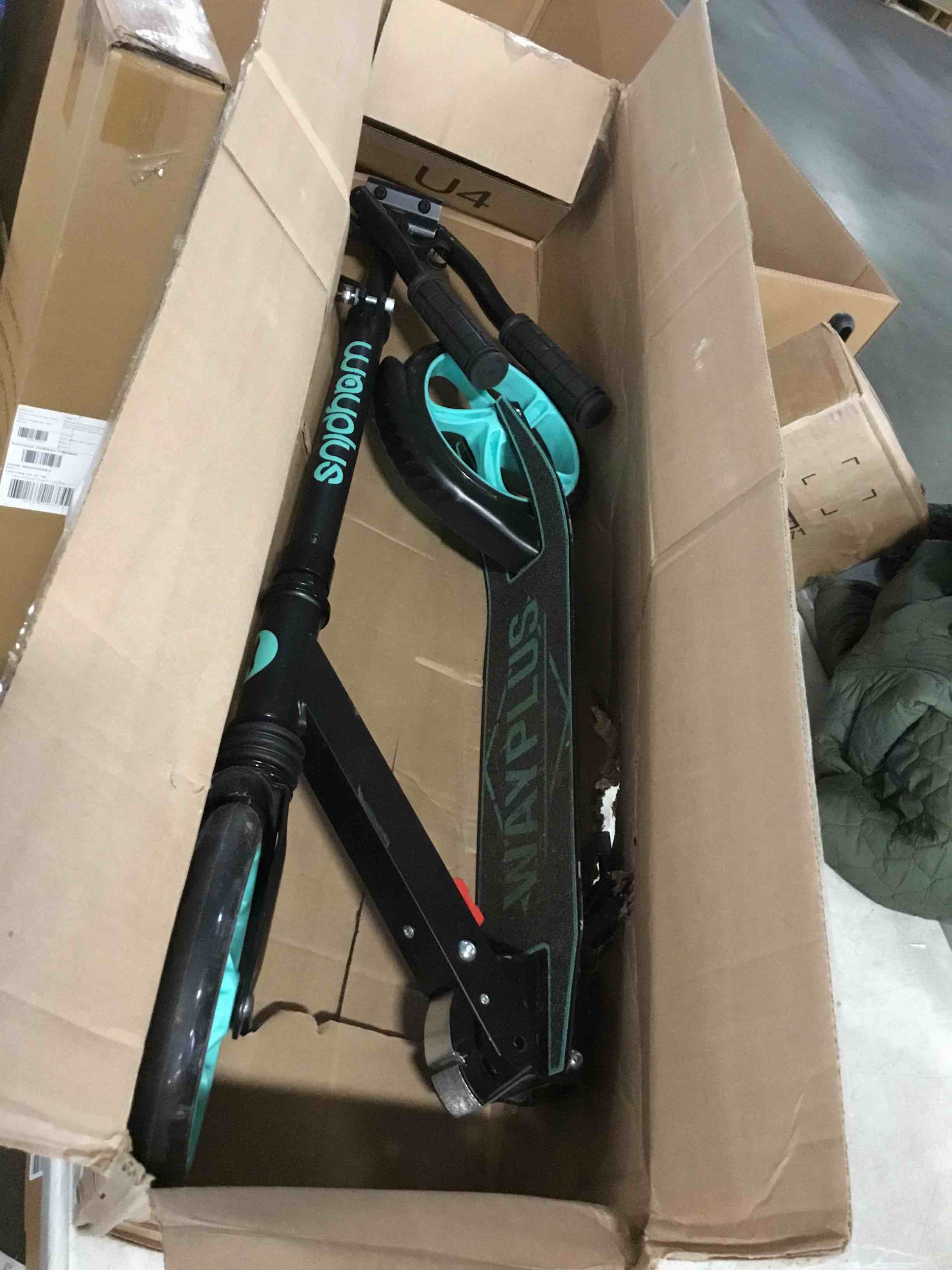 https://s3.amazonaws.com/lotting-images-prod/bidfta/PPE1620678_1736969345882.jpeg