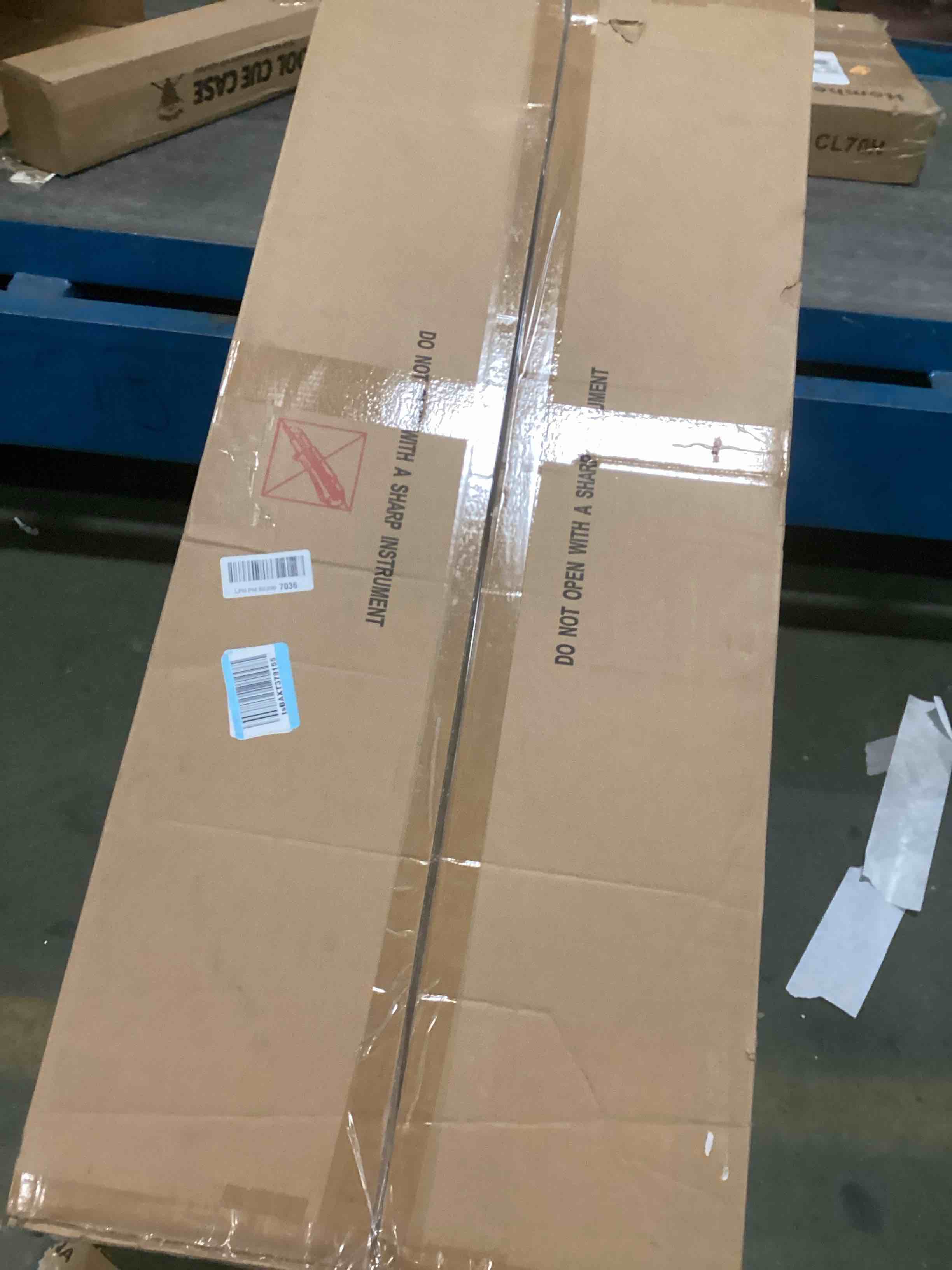 https://s3.amazonaws.com/lotting-images-prod/bidfta/PPE1621320_1735882817293.jpeg
