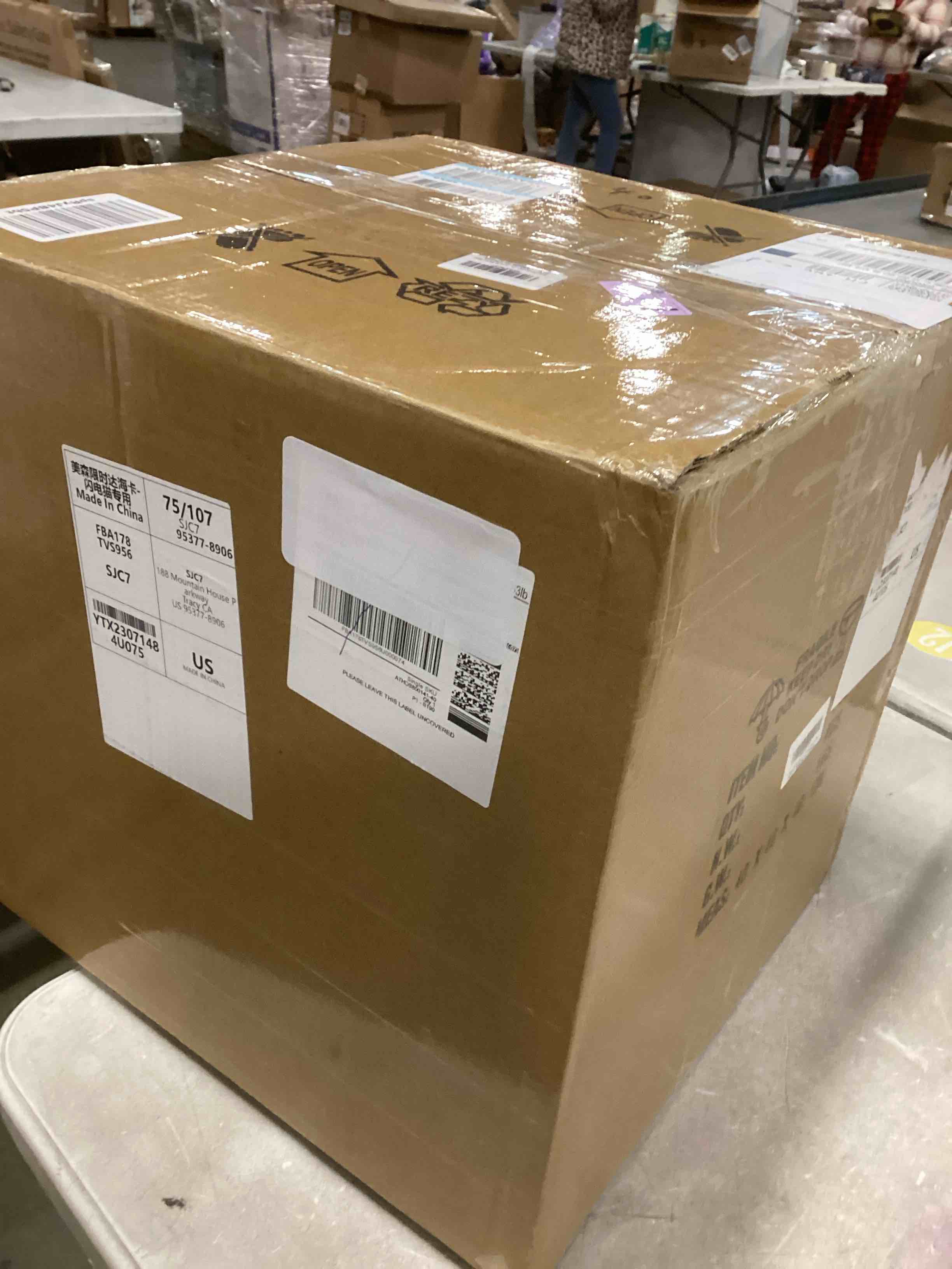 https://s3.amazonaws.com/lotting-images-prod/bidfta/PPE1621413_1735961332488.jpeg