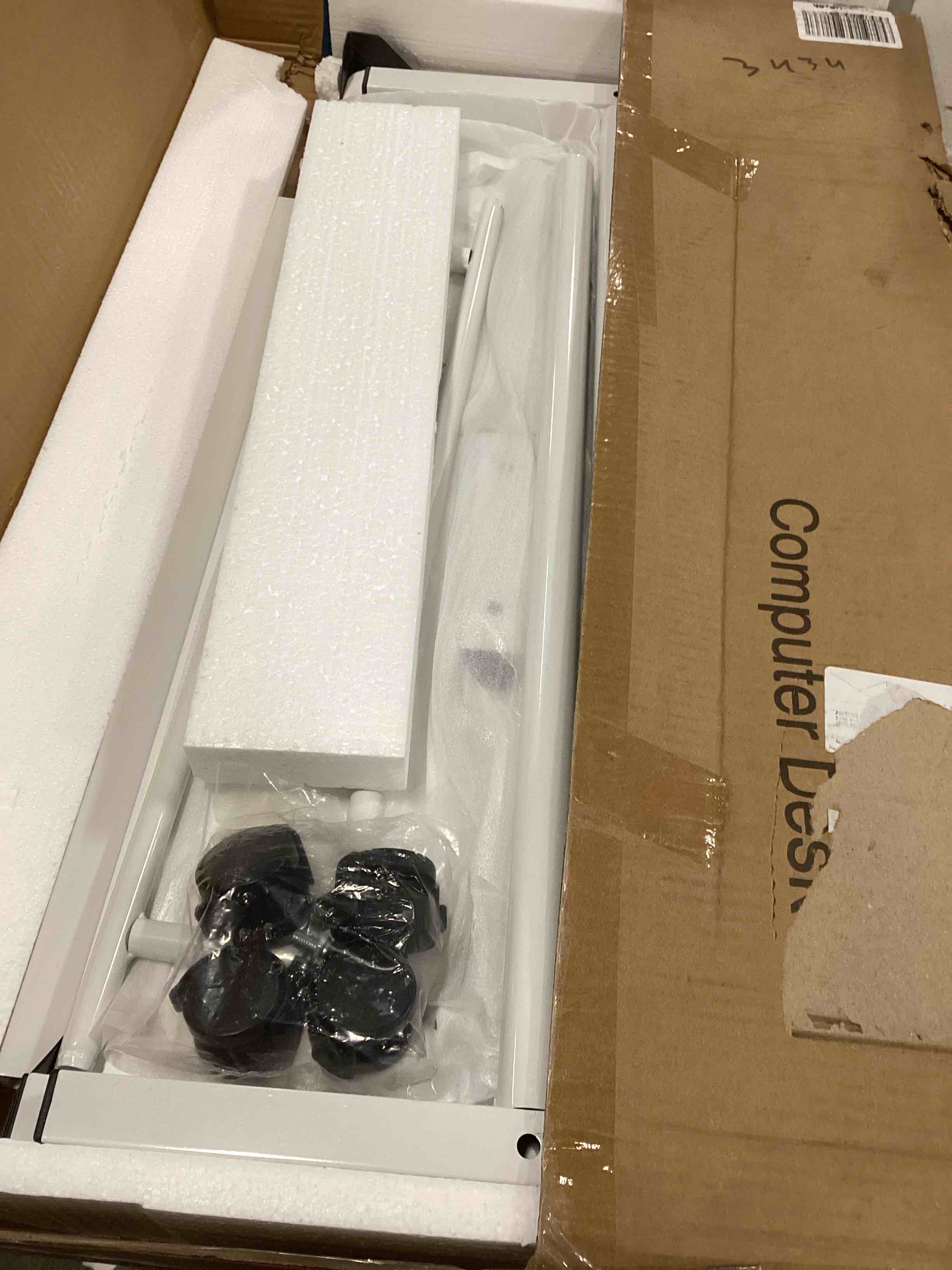 https://s3.amazonaws.com/lotting-images-prod/bidfta/PPE1621648_1736362565212.jpeg