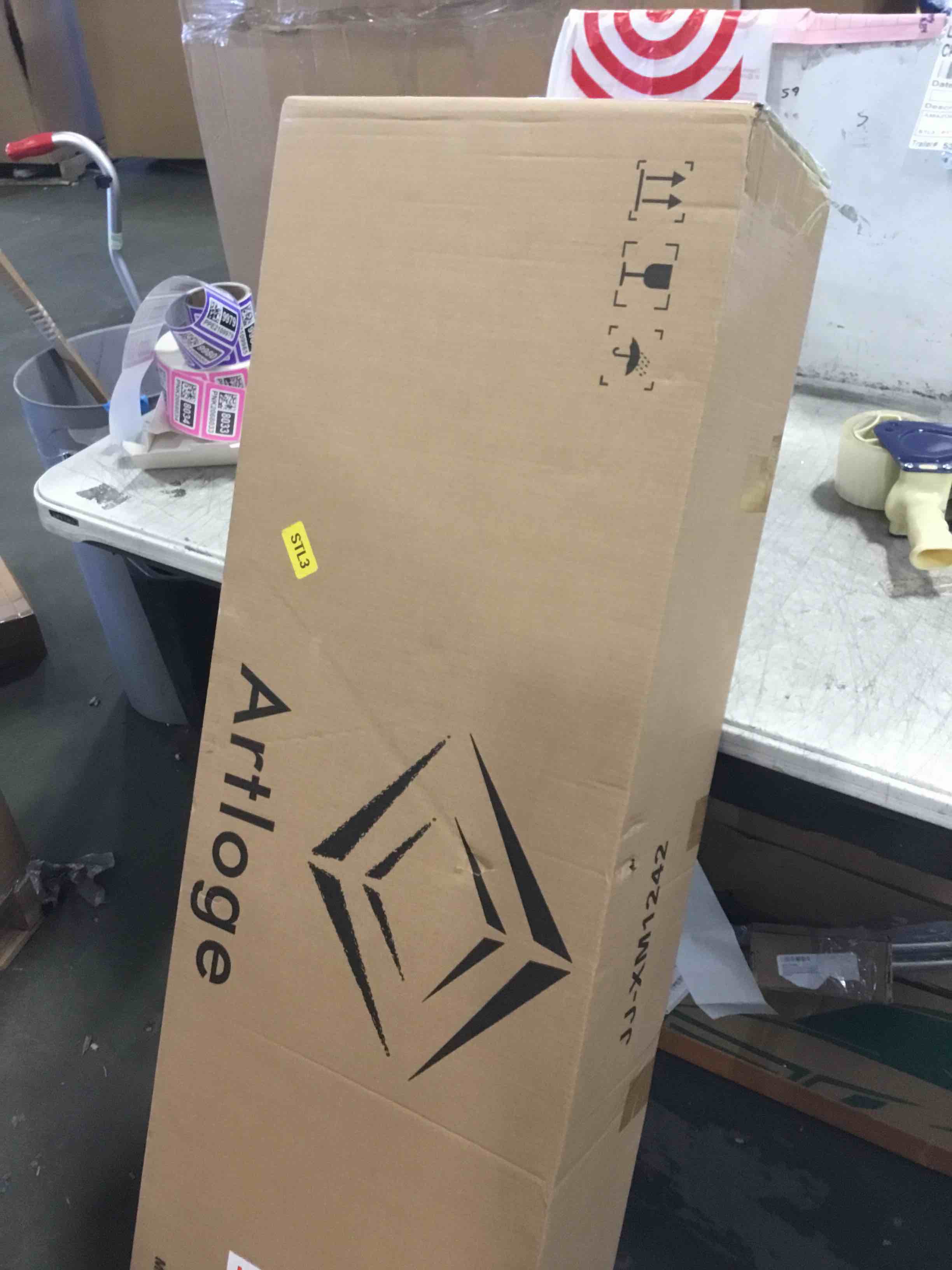 https://s3.amazonaws.com/lotting-images-prod/bidfta/PPE1622703_1737133667310.jpeg