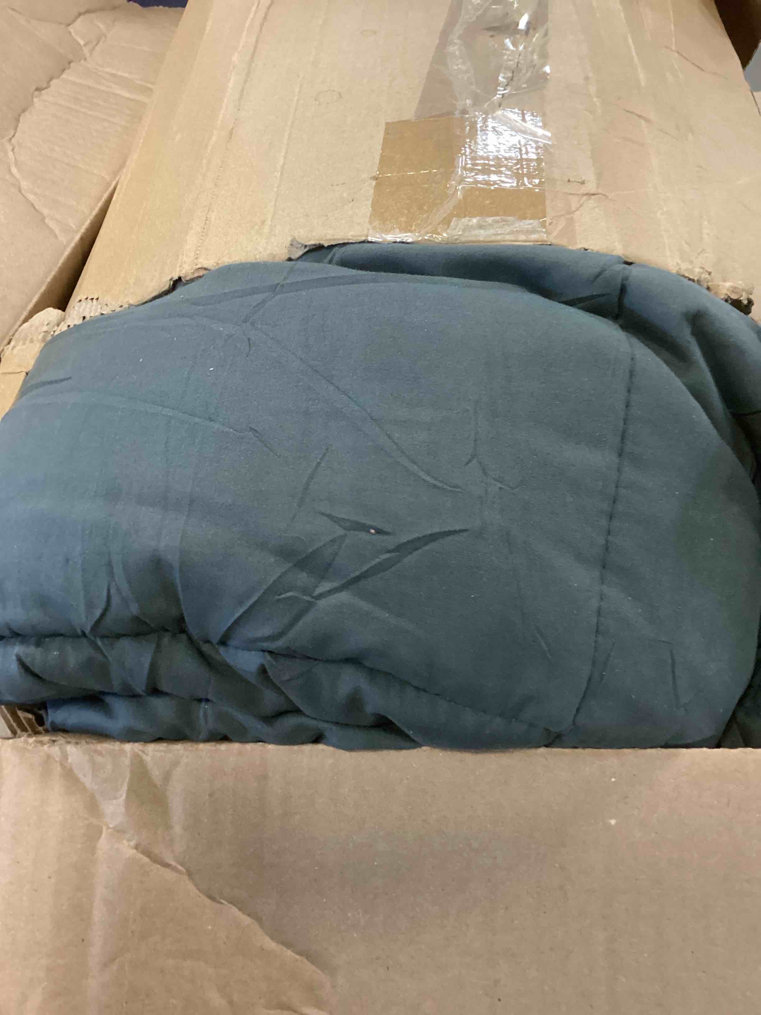https://s3.amazonaws.com/lotting-images-prod/bidfta/PPE1622964_1737393262375.jpeg