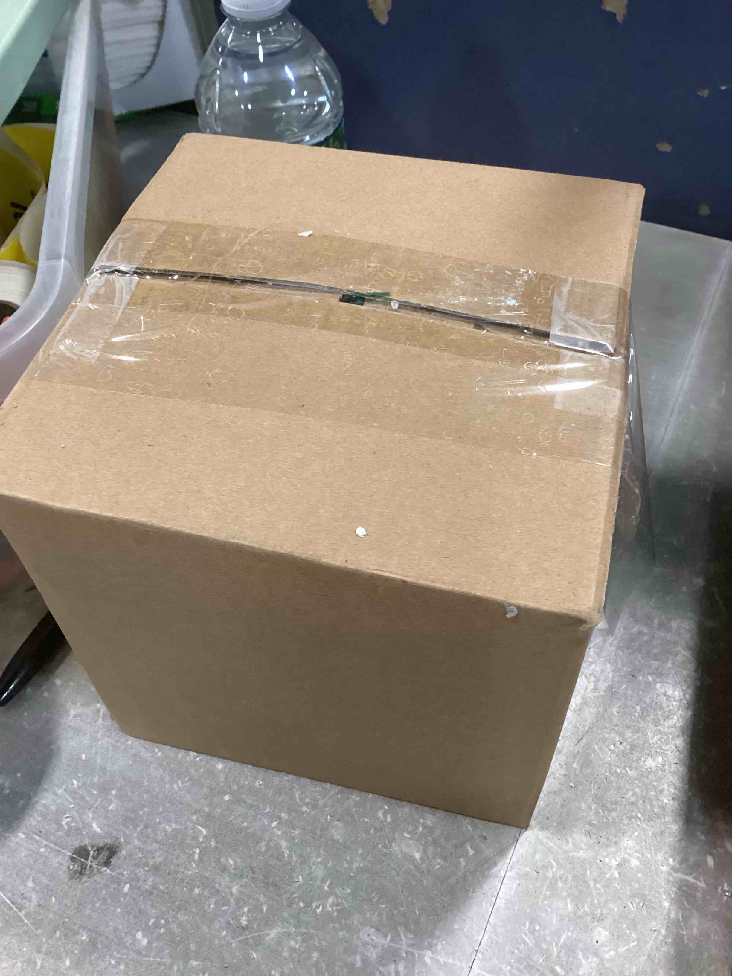 https://s3.amazonaws.com/lotting-images-prod/bidfta/PPE1623017_1737399382497.jpeg
