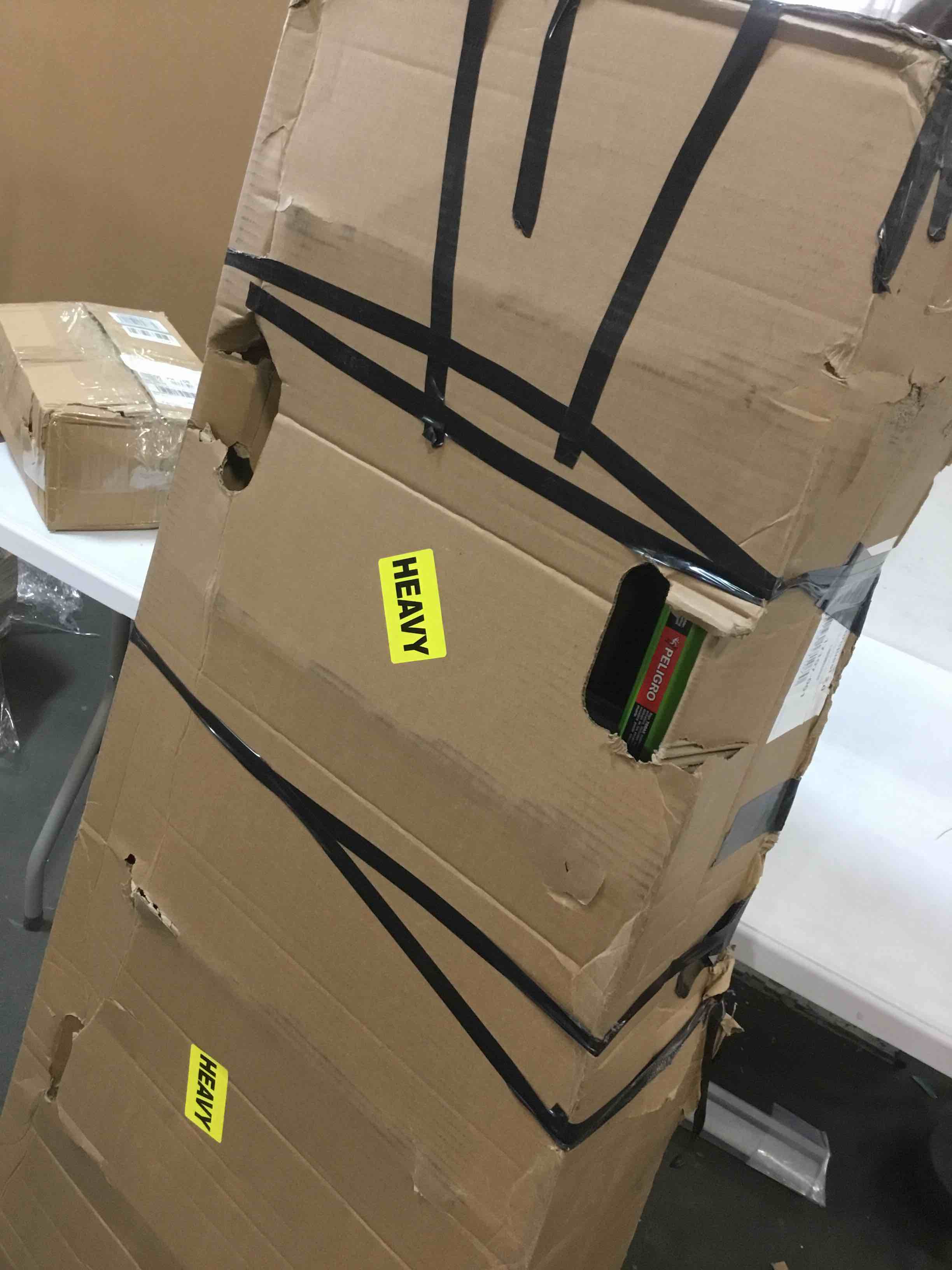 https://s3.amazonaws.com/lotting-images-prod/bidfta/PPE1623331_1737487373110.jpeg