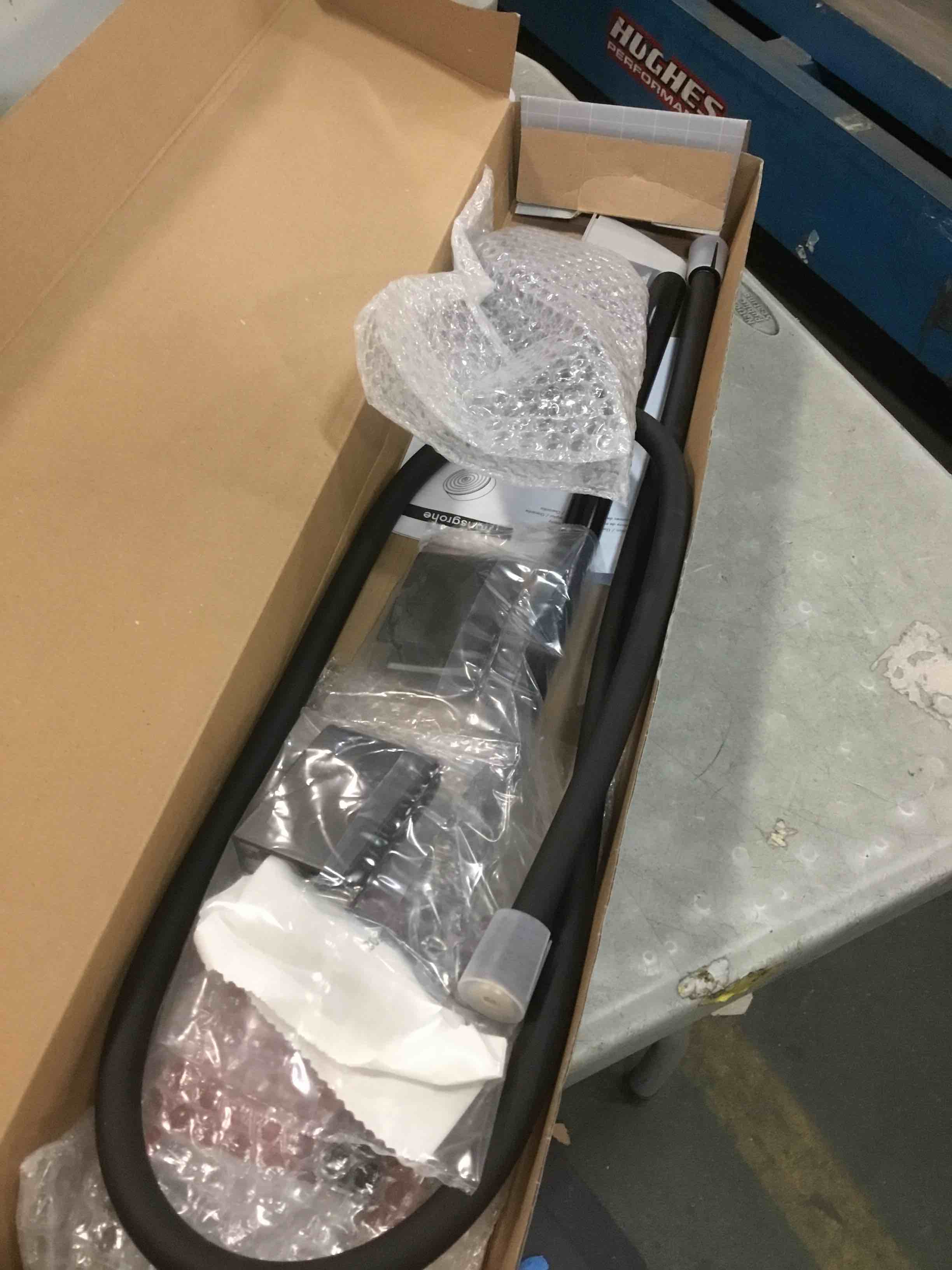 https://s3.amazonaws.com/lotting-images-prod/bidfta/PPE1623771_1737648059709.jpeg