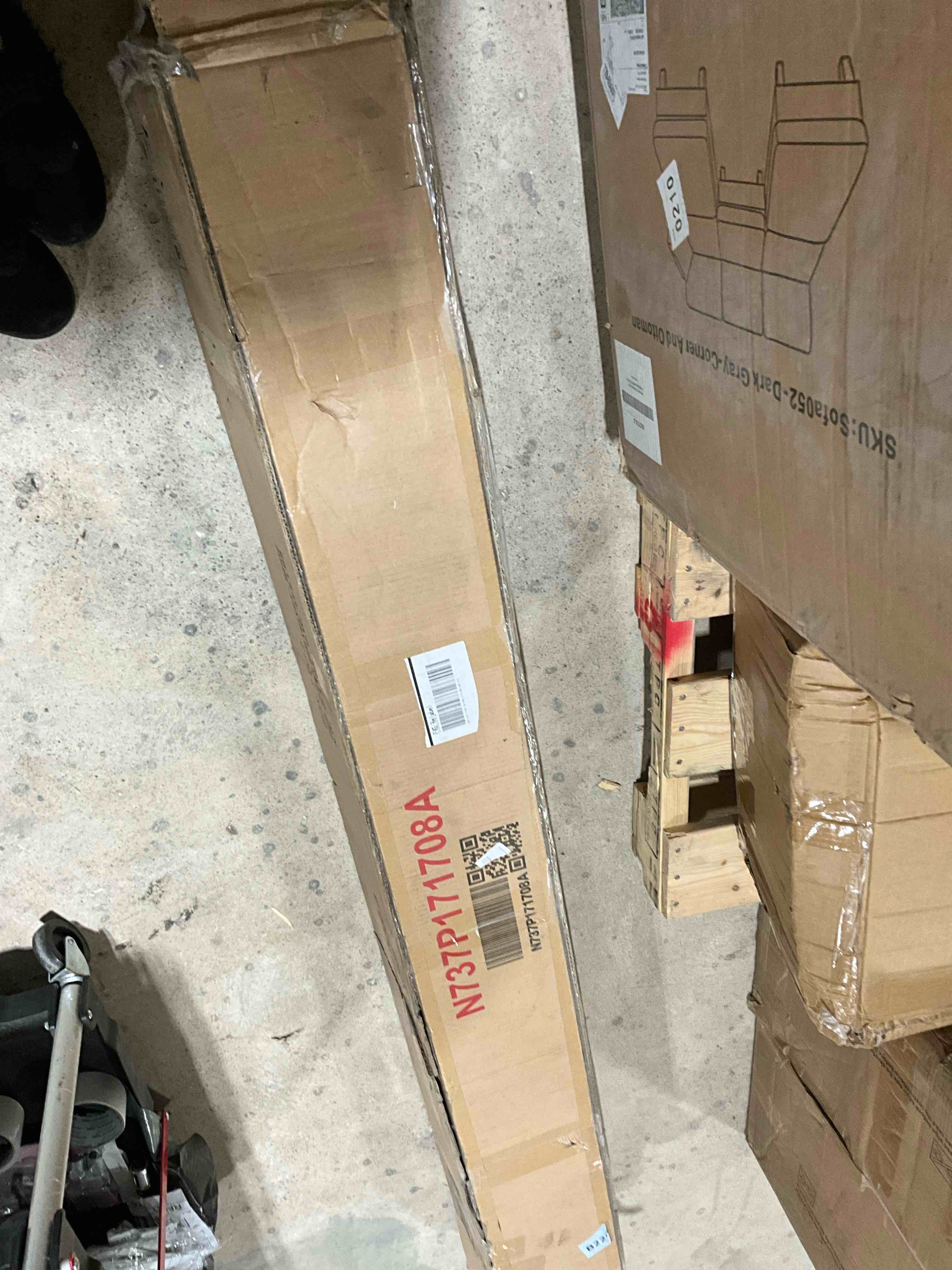 https://s3.amazonaws.com/lotting-images-prod/bidfta/PPE1624976_1734533349330.jpeg