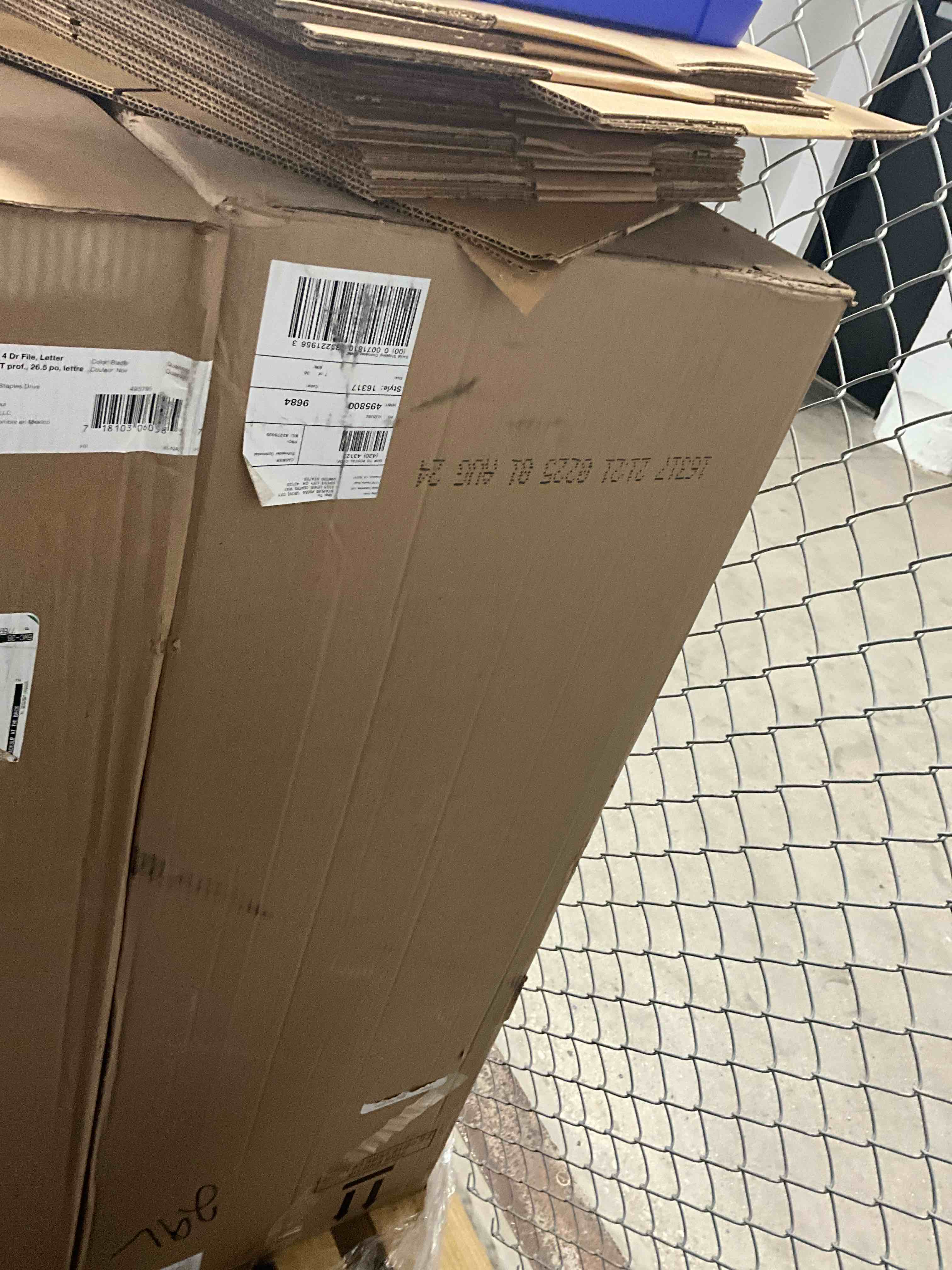 https://s3.amazonaws.com/lotting-images-prod/bidfta/PPE1625259_1735046211019.jpeg
