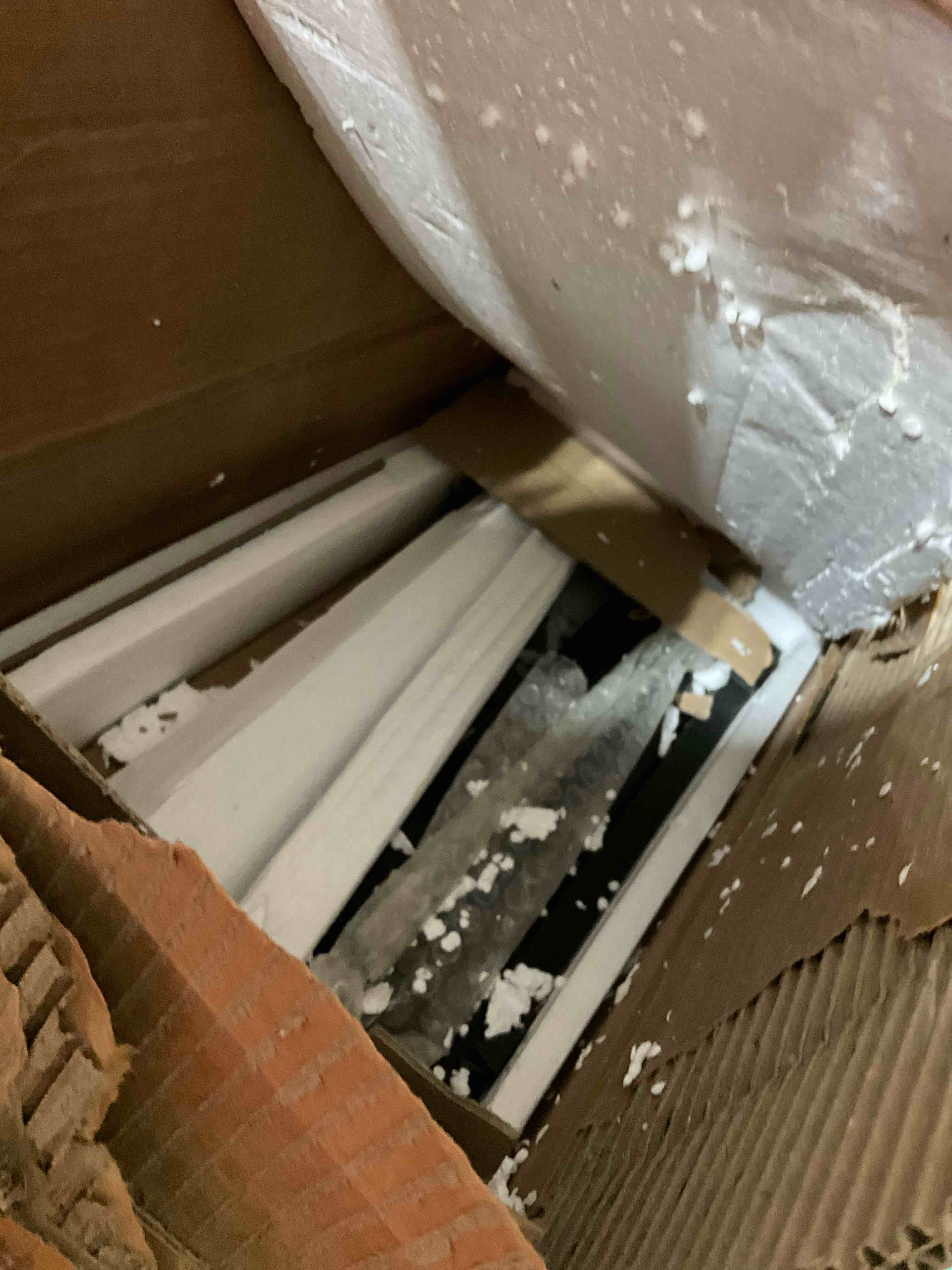 https://s3.amazonaws.com/lotting-images-prod/bidfta/PPE1625969_1737400202321.jpeg
