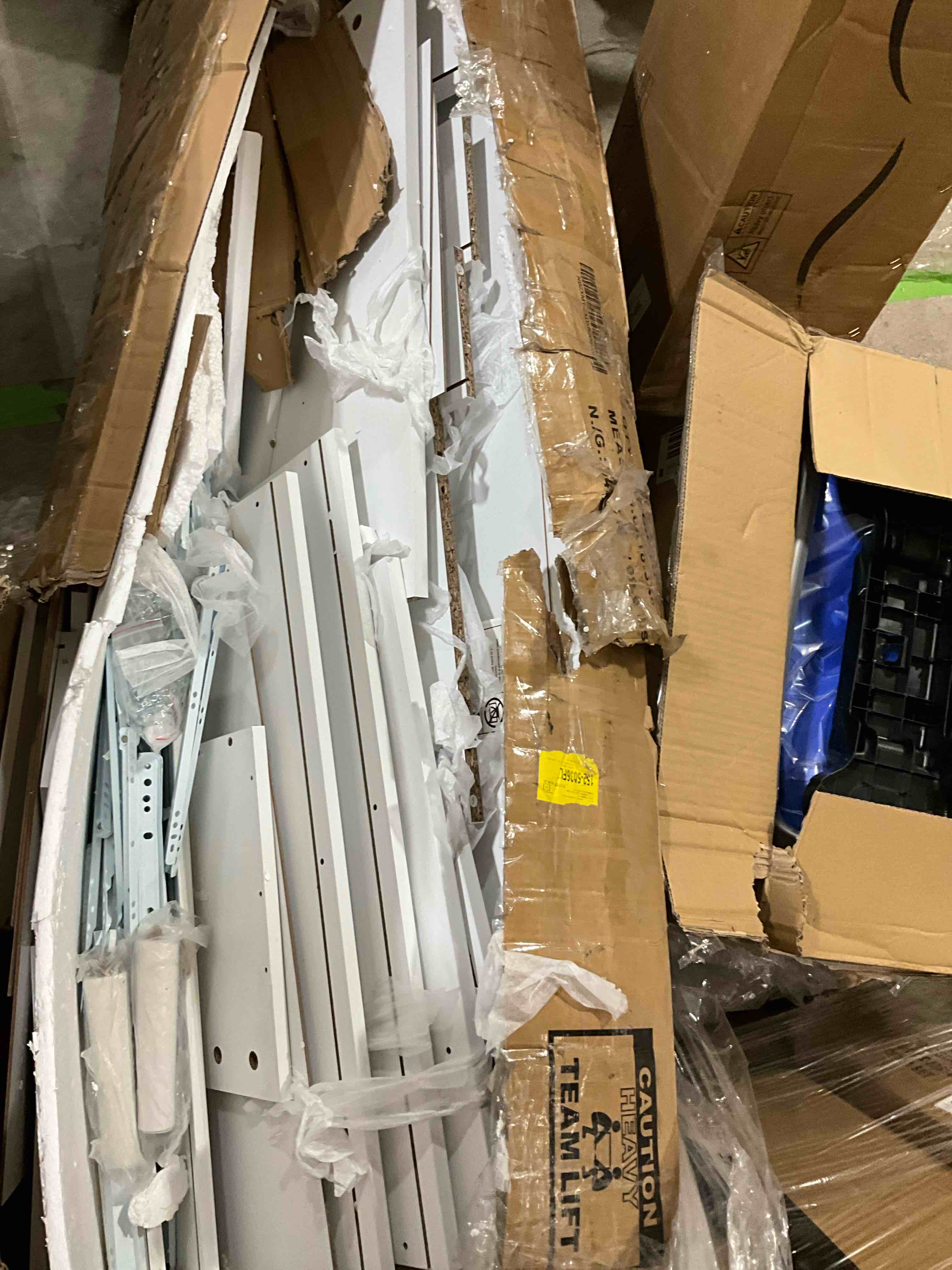 https://s3.amazonaws.com/lotting-images-prod/bidfta/PPE1626061_1737997208083.jpeg