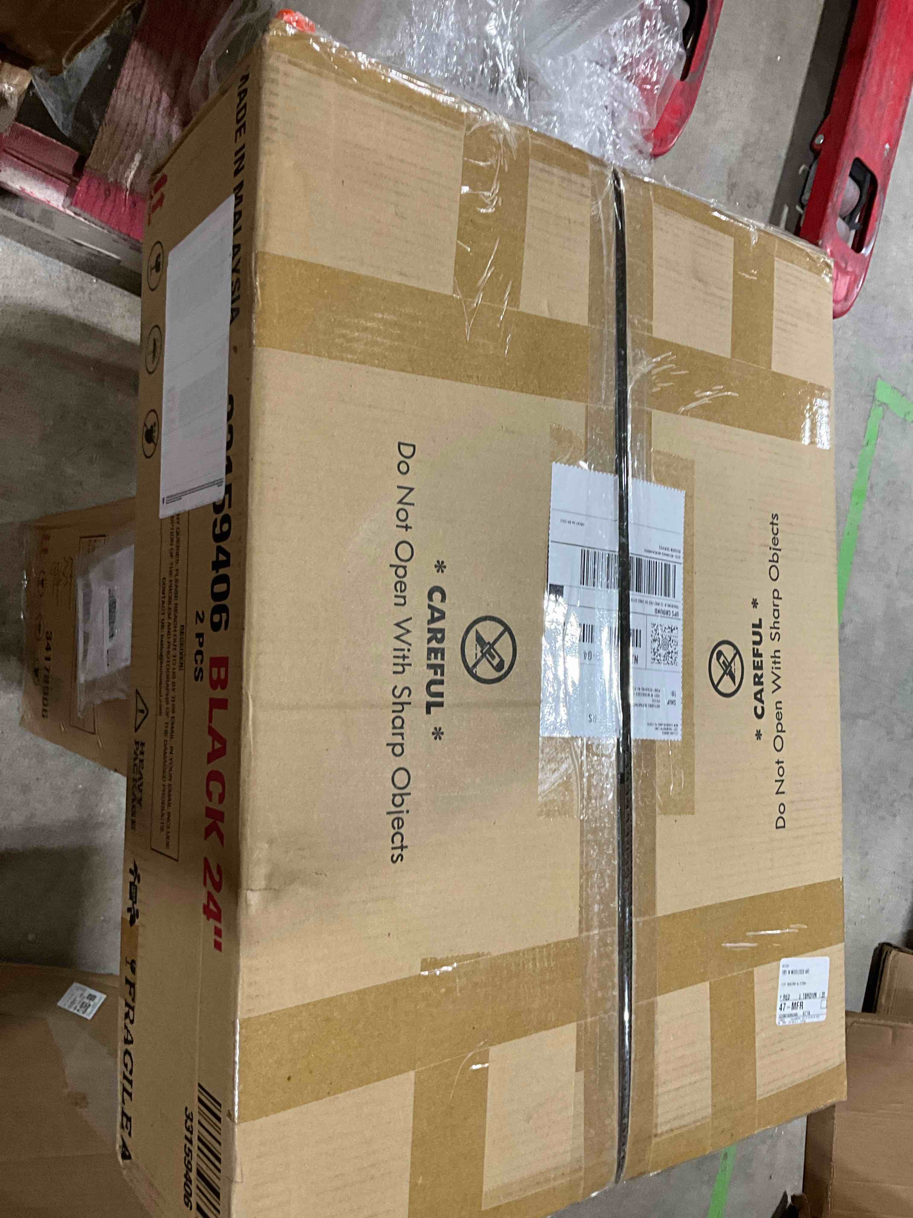 https://s3.amazonaws.com/lotting-images-prod/bidfta/PPE1626066_1737994464166.jpeg