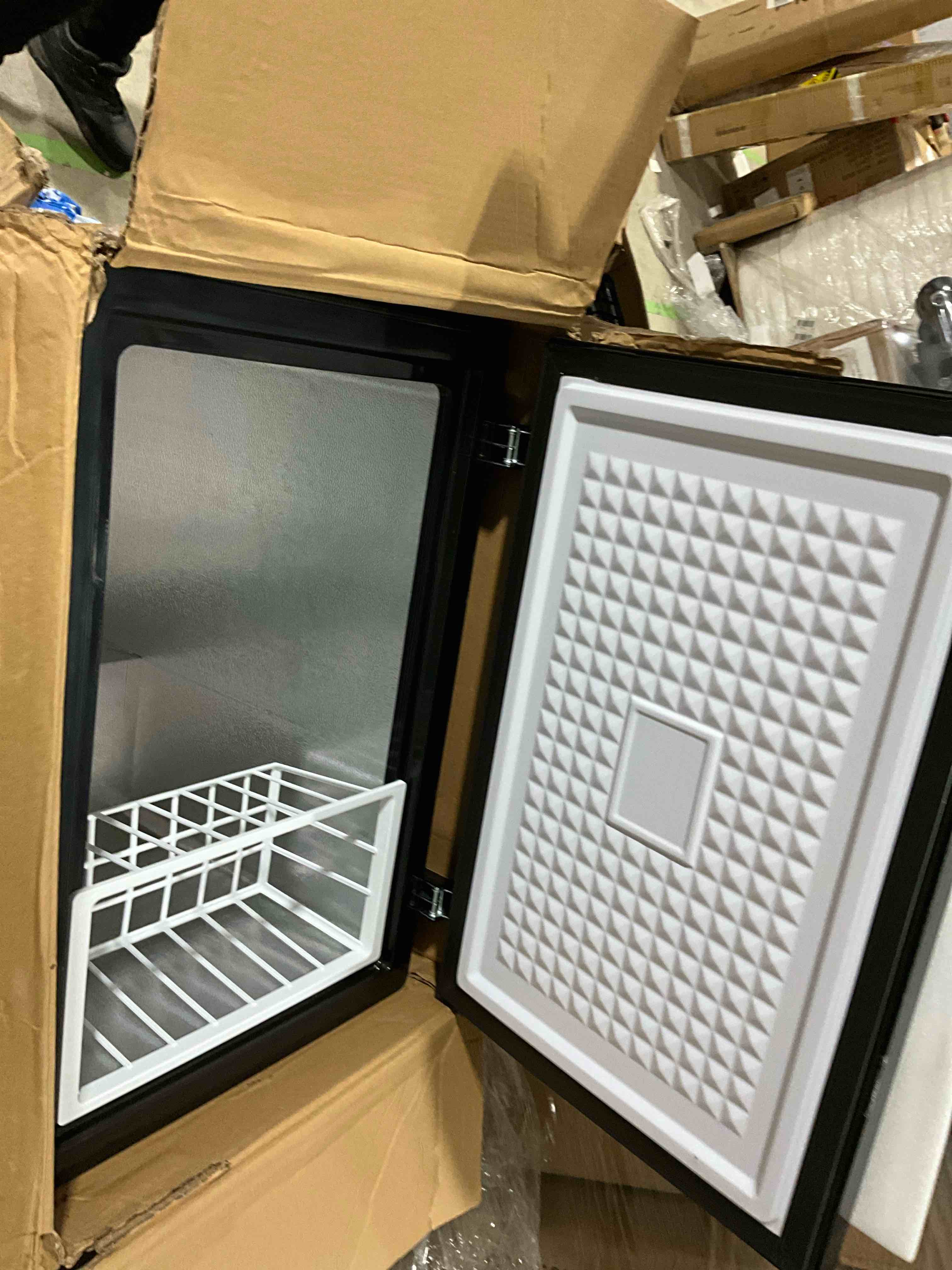 https://s3.amazonaws.com/lotting-images-prod/bidfta/PPE1626073_1737991462634.jpeg