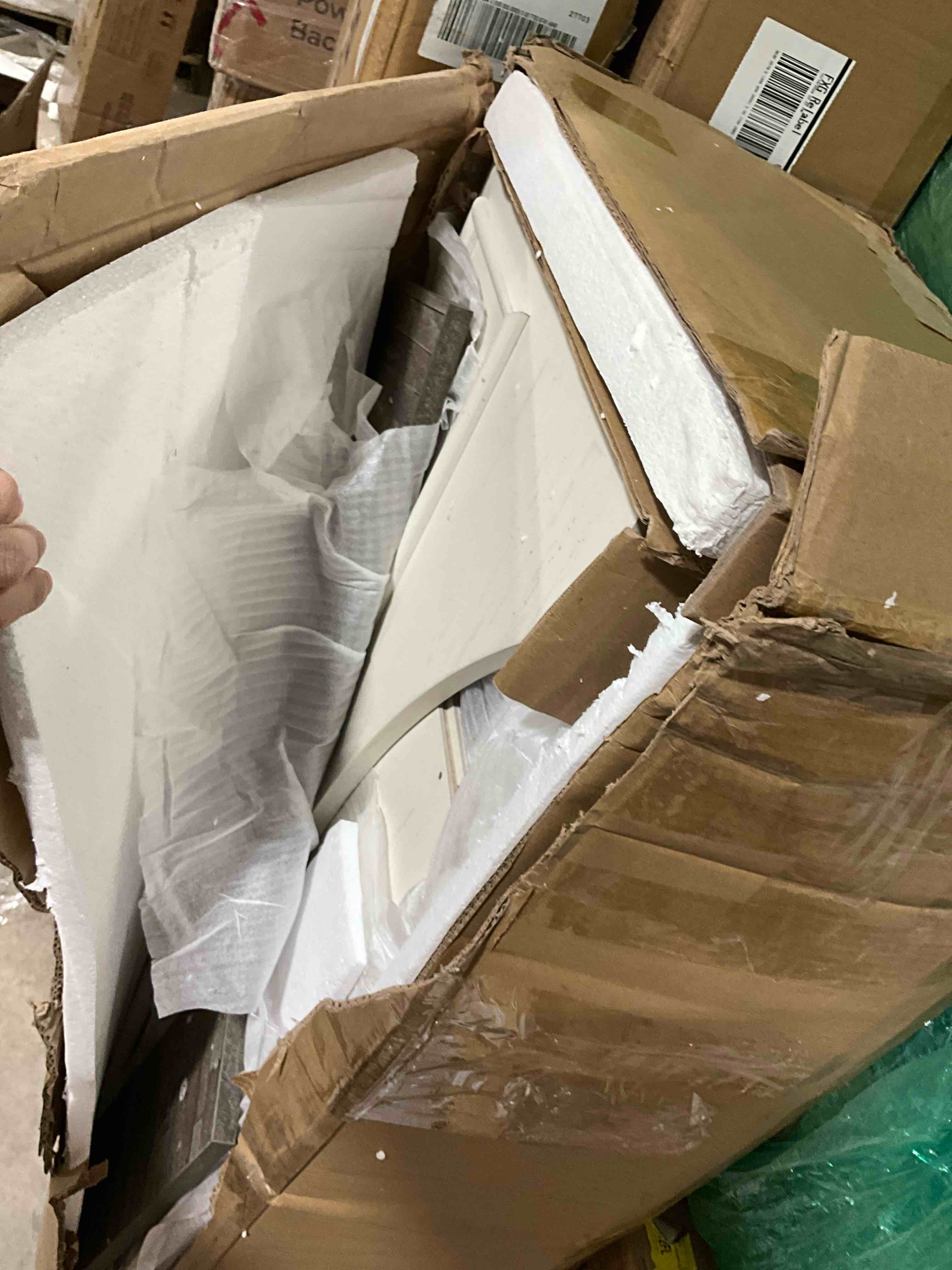 https://s3.amazonaws.com/lotting-images-prod/bidfta/PPE1626079_1737989208181.jpeg