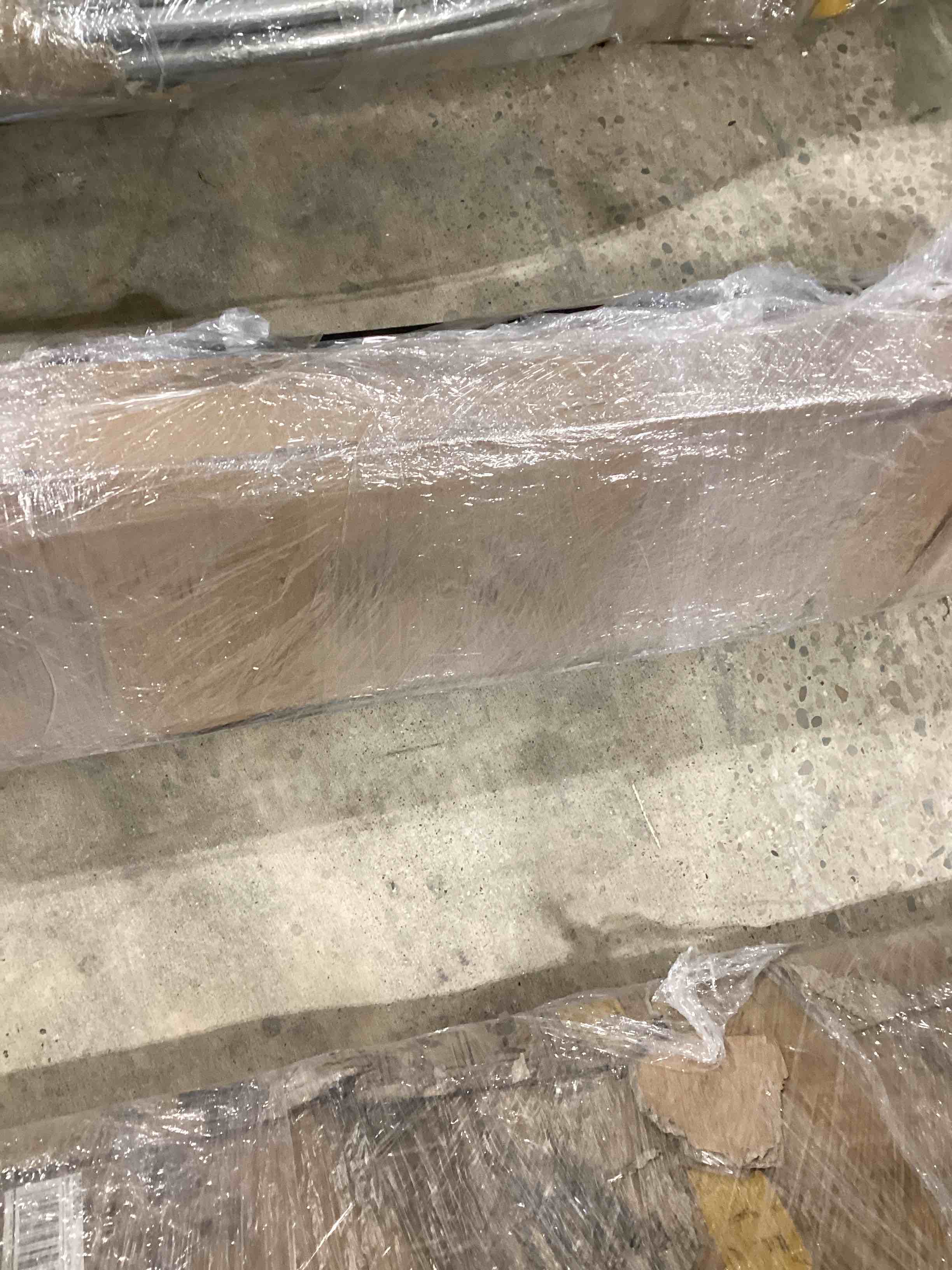 https://s3.amazonaws.com/lotting-images-prod/bidfta/PPE1626195_1738187422212.jpeg