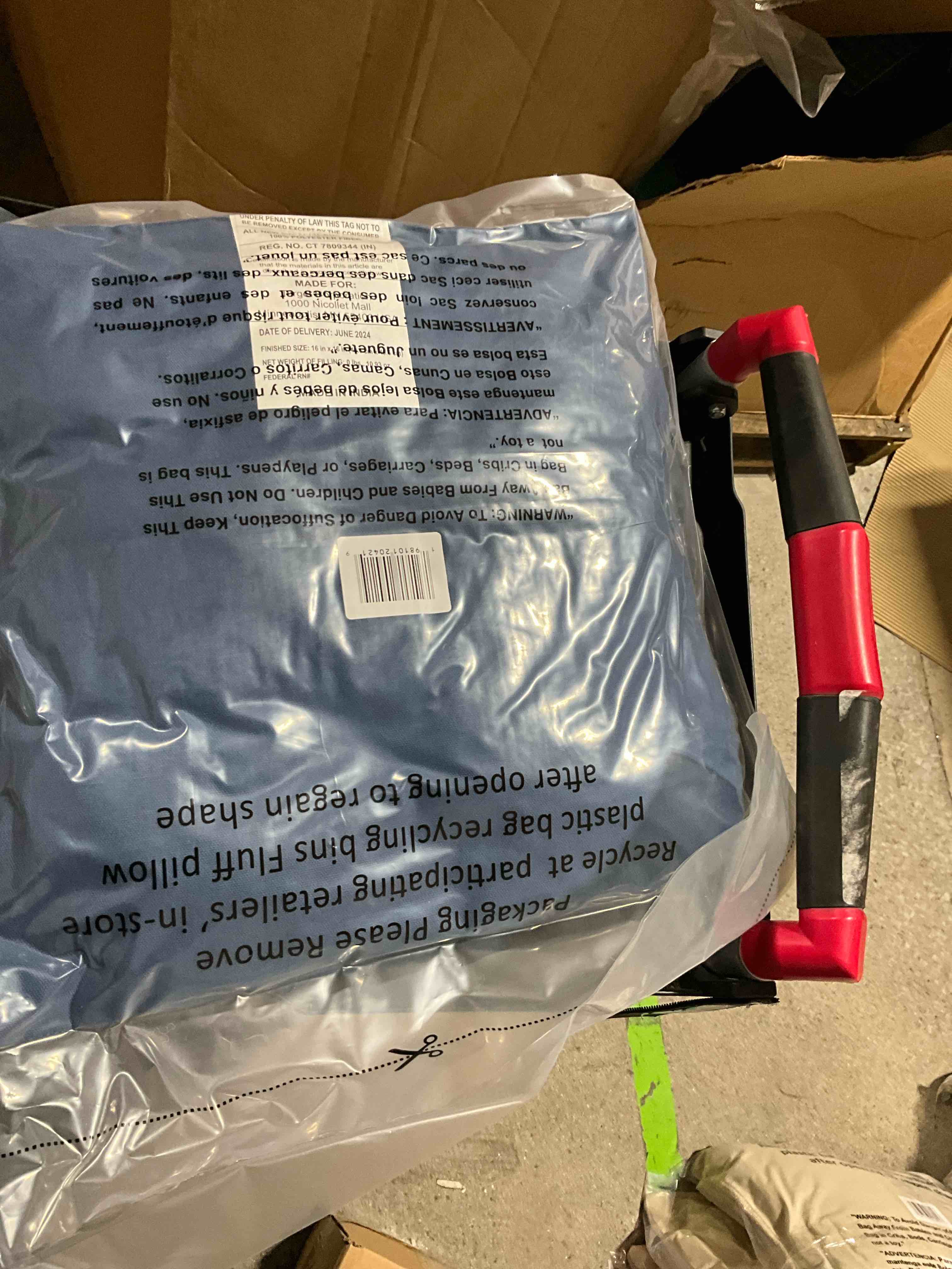https://s3.amazonaws.com/lotting-images-prod/bidfta/PPE1627489_1752849024300.jpeg