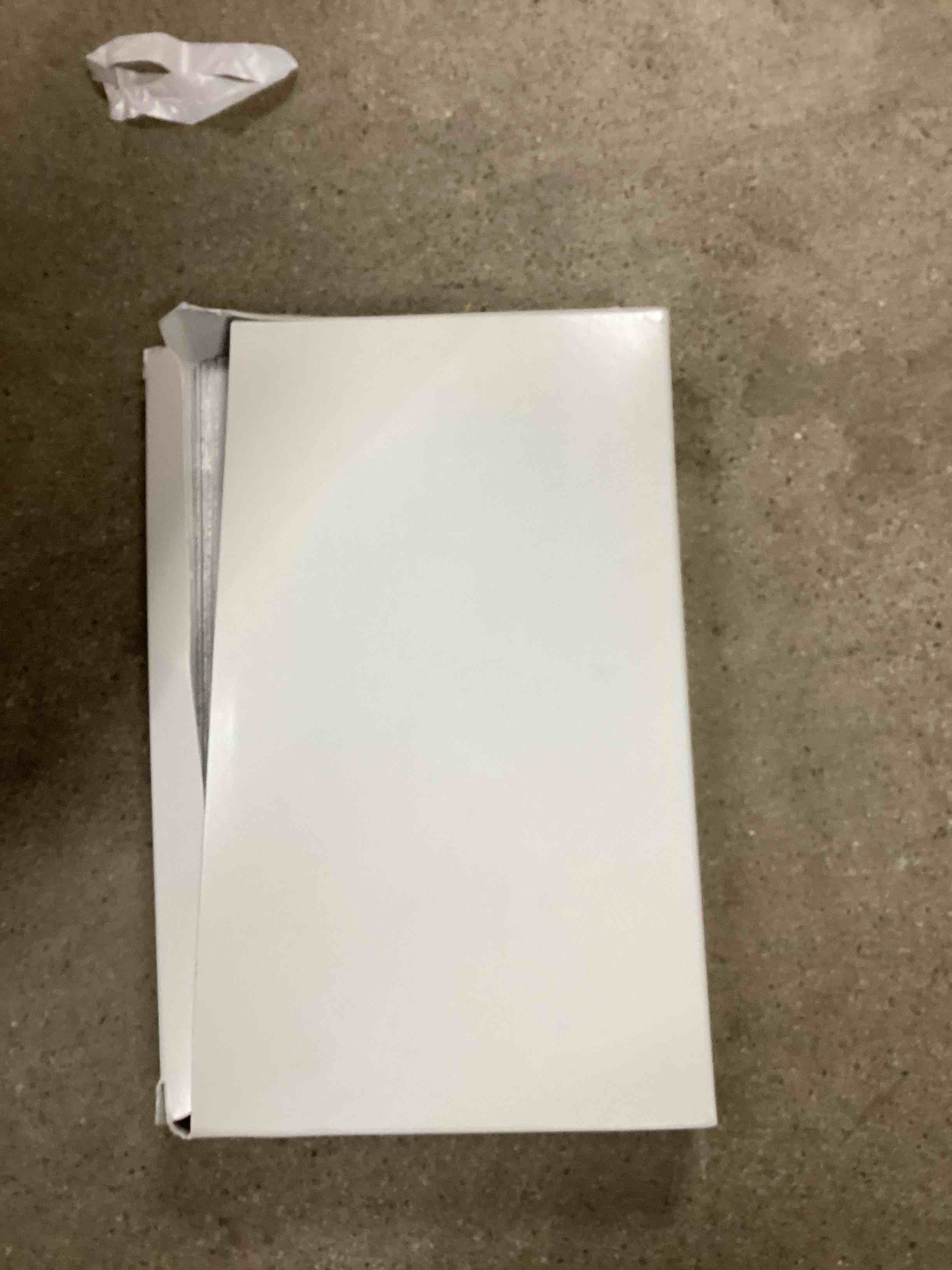 https://s3.amazonaws.com/lotting-images-prod/bidfta/PPE1628511_1745095364296.jpeg
