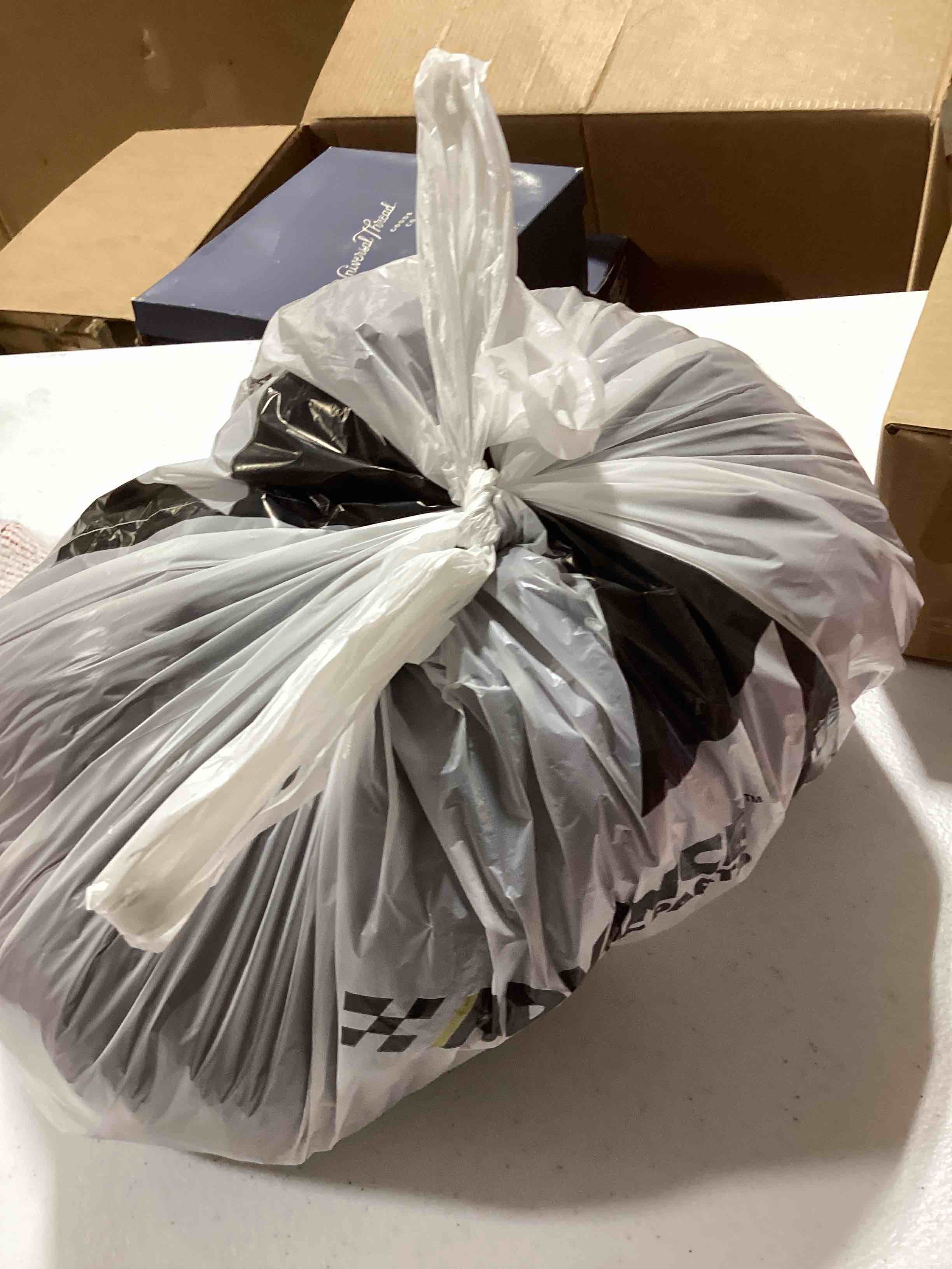 https://s3.amazonaws.com/lotting-images-prod/bidfta/PPE1629220_1746650350010.jpeg