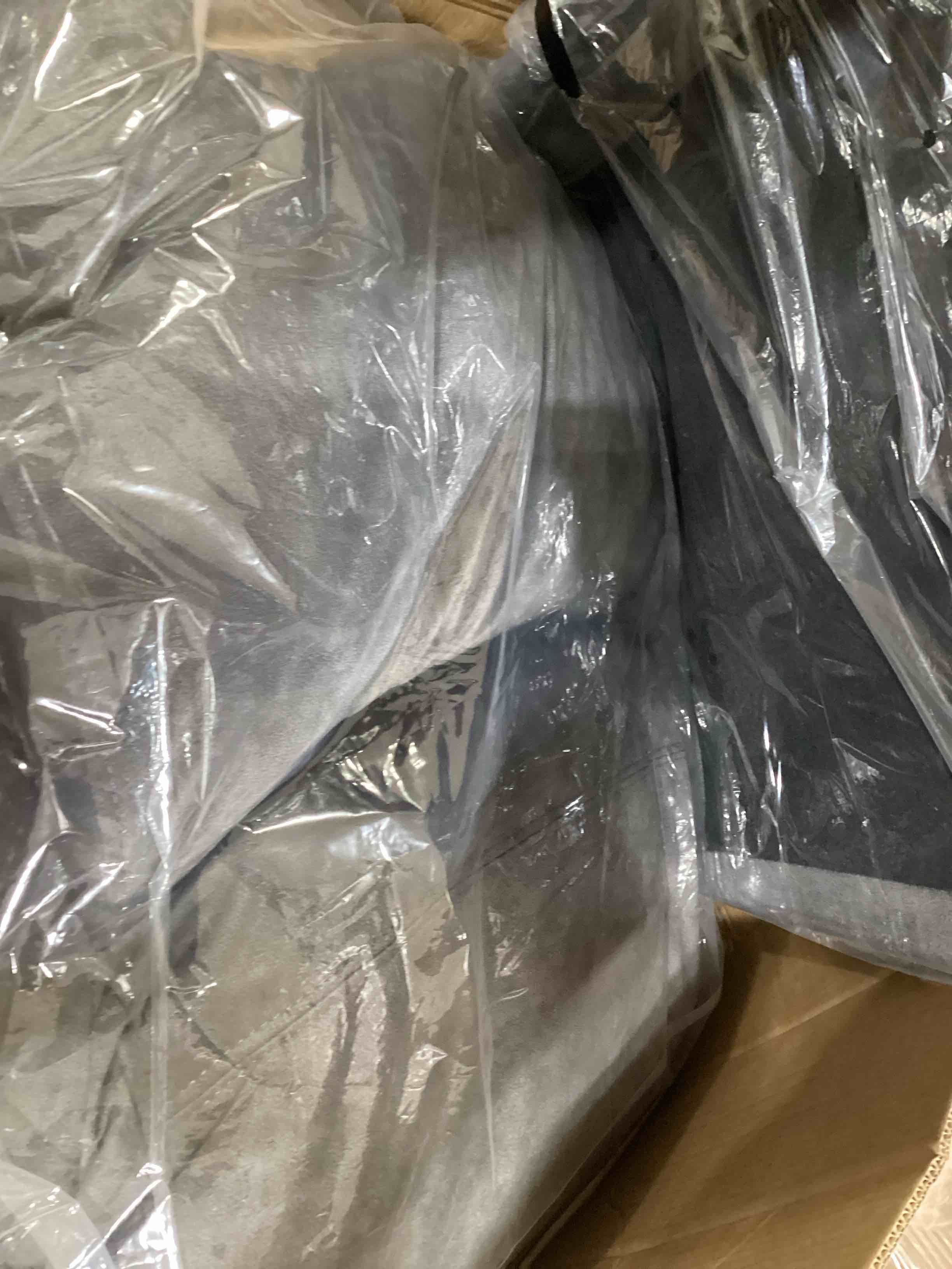 https://s3.amazonaws.com/lotting-images-prod/bidfta/PPE1631234_1737472278330.jpeg